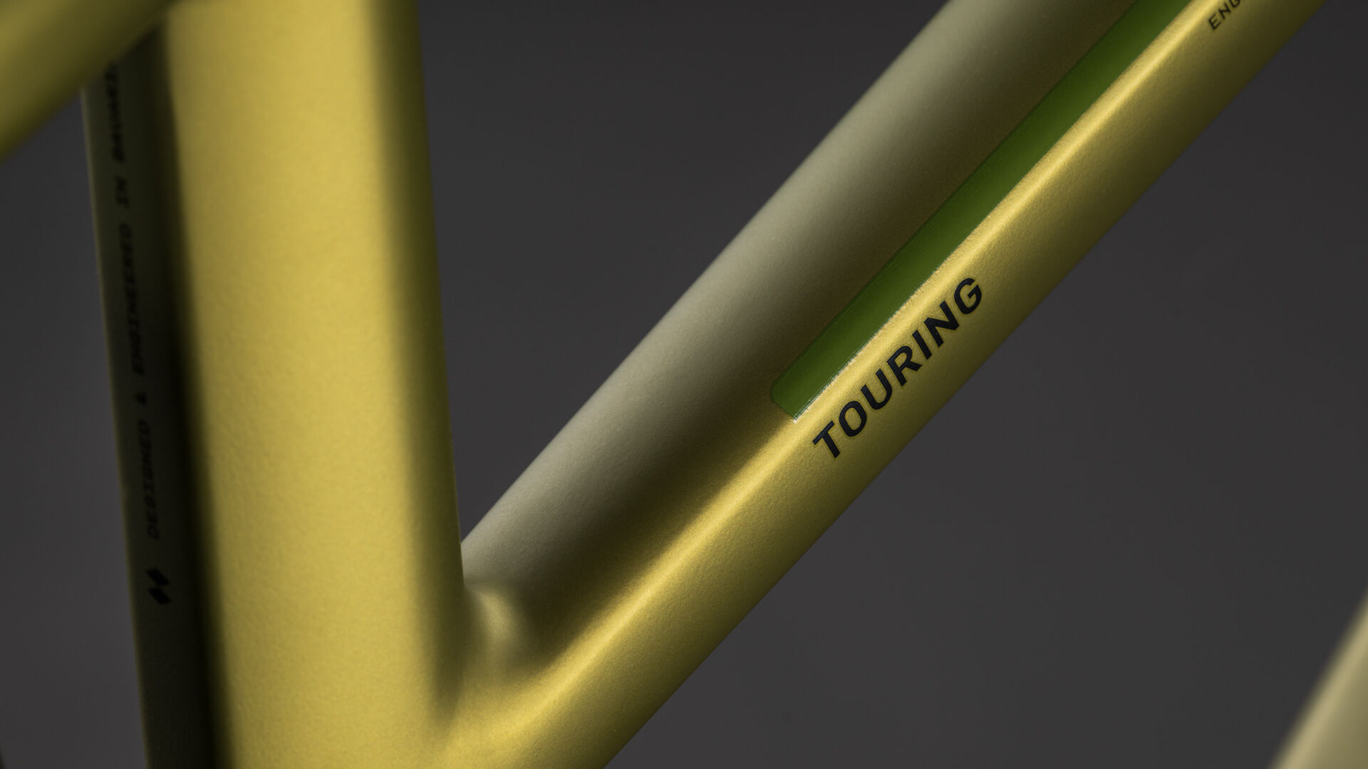 Cube Touring Hybrid Pro 800 goldenlime´n´black UN3556 Fahrzeug mit Antrieb durch Lithium-Ionen- Batterien. Transport nach SV 388 und 666 ADR.
