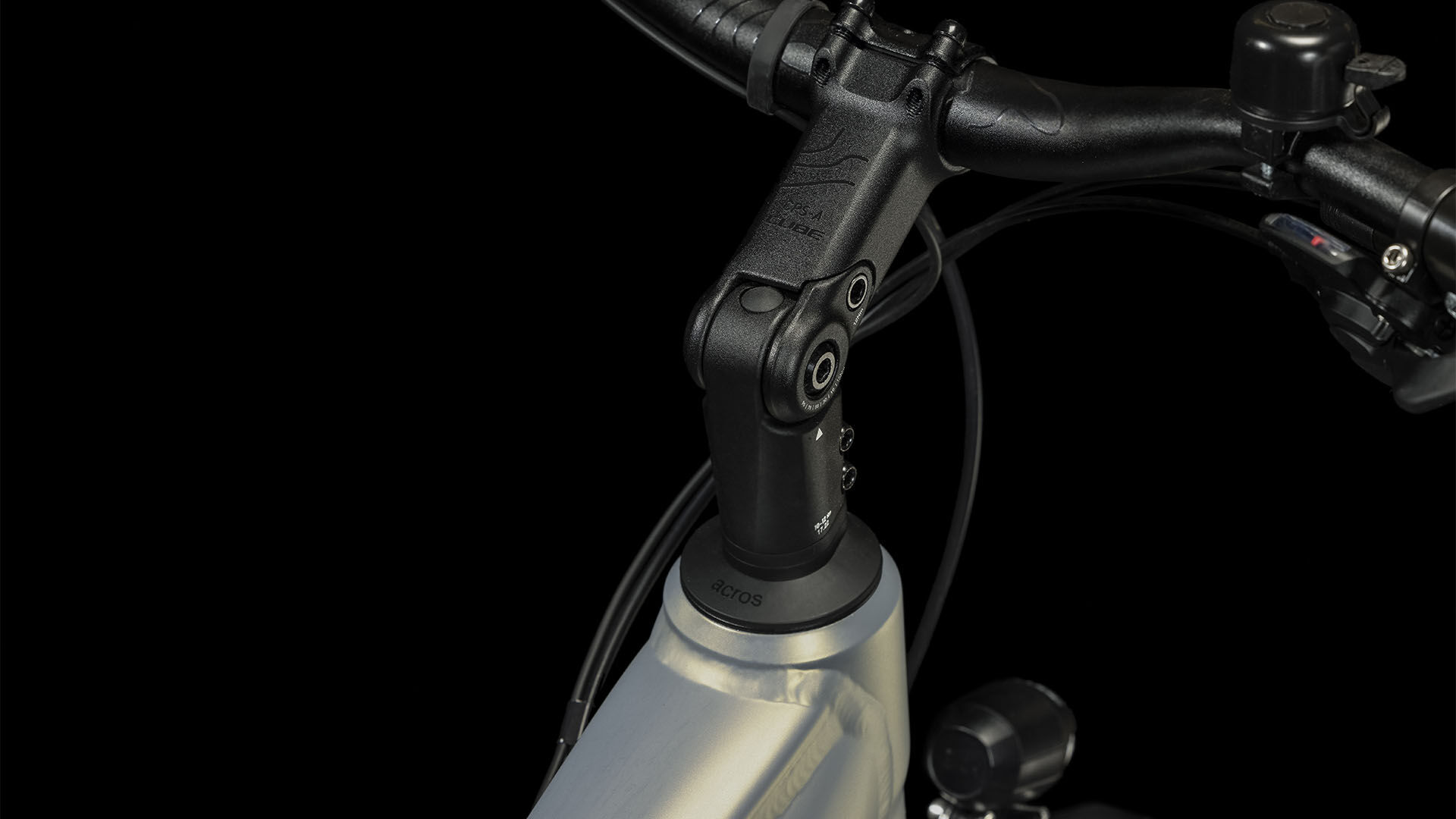 Cube Touring Hybrid Pro 625 pearlysilver´n´black