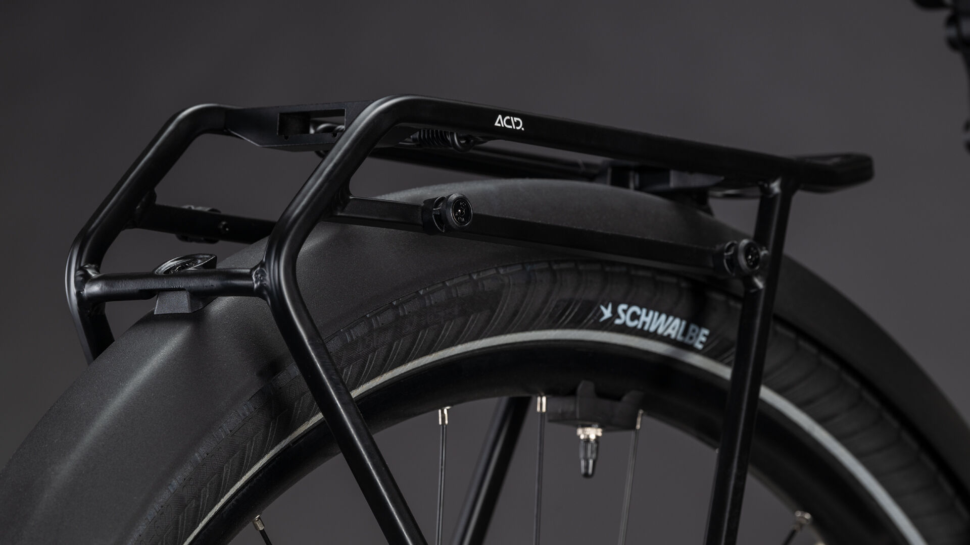 Cube Supreme RT Hybrid Comfort EXC 600 champagne´n´grey UN3556 Fahrzeug mit Antrieb durch Lithium-Ionen- Batterien. Transport nach SV 388 und 666 ADR.