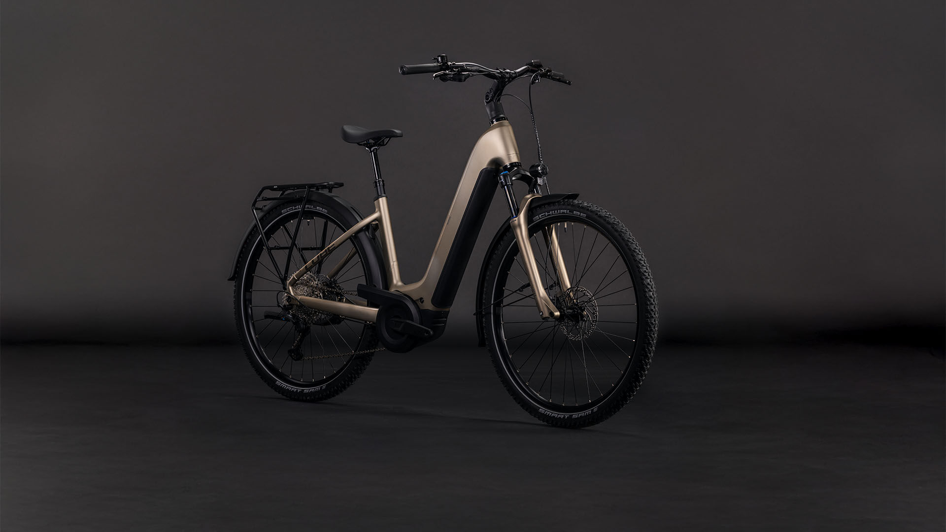 Cube Nuride Hybrid Pro 800 flashstone´n´chrome UN3556 Fahrzeug mit Antrieb durch Lithium-Ionen- Batterien. Transport nach SV 388 und 666 ADR.