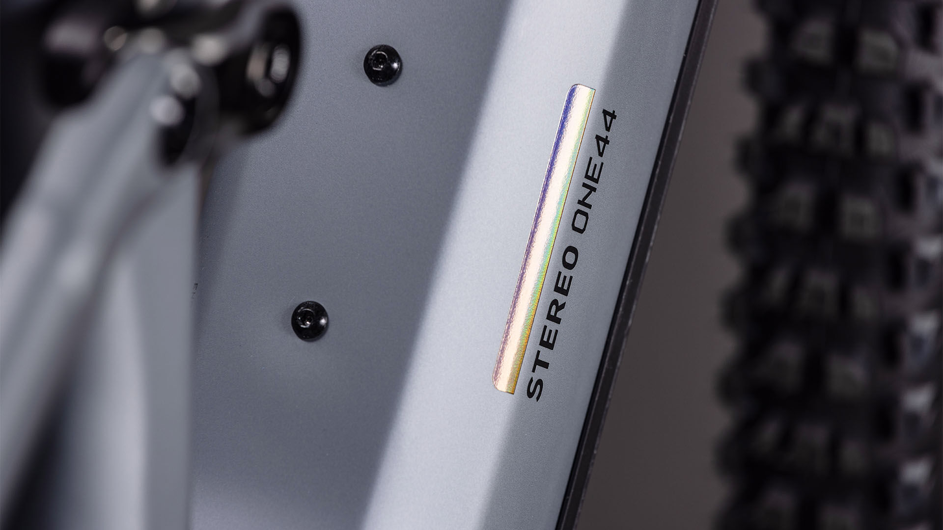 Cube Stereo Hybrid ONE44 HPC SLX Evo 800 slategrey´n´black UN3556 Fahrzeug mit Antrieb durch Lithium-Ionen- Batterien. Transport nach SV 388 und 666 ADR.