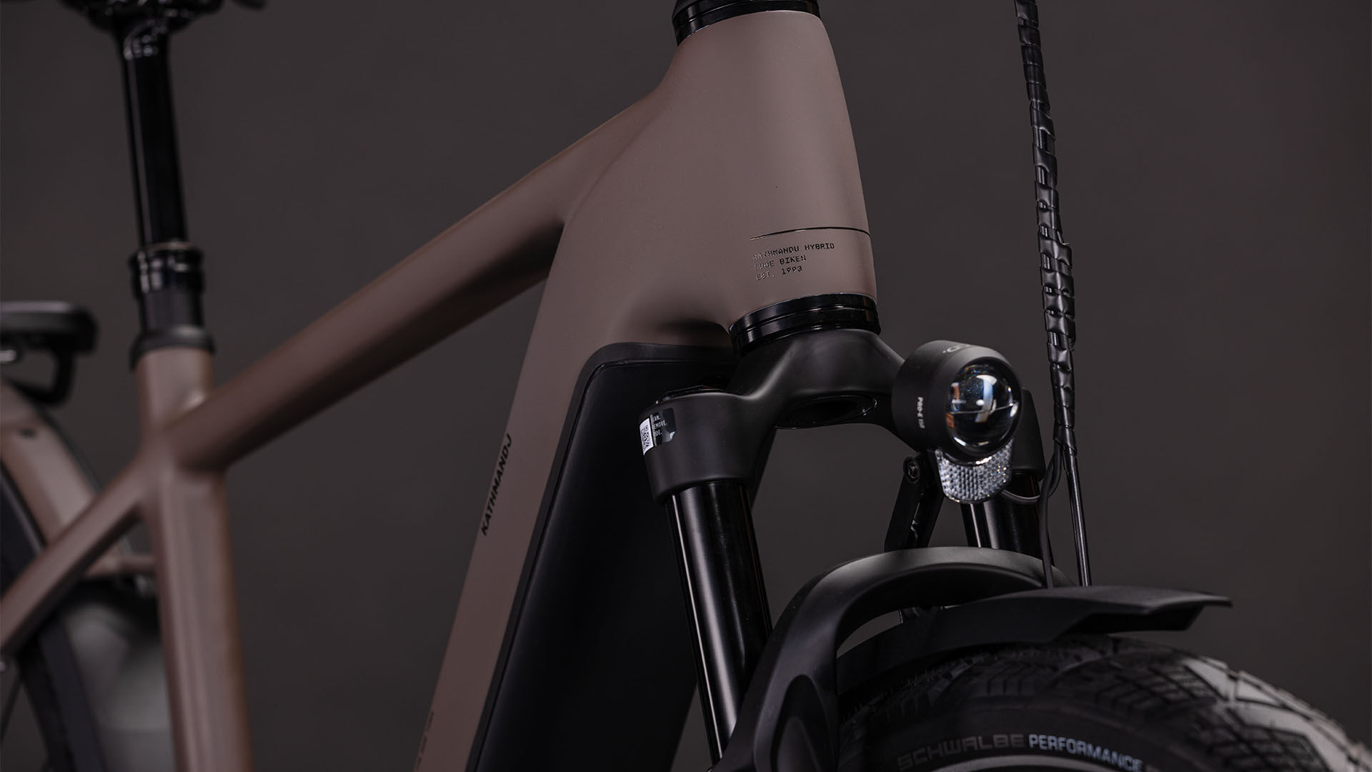 Cube Kathmandu Hybrid EXC 800 cedar´n´chrome UN3556 Fahrzeug mit Antrieb durch Lithium-Ionen- Batterien. Transport nach SV 388 und 666 ADR.