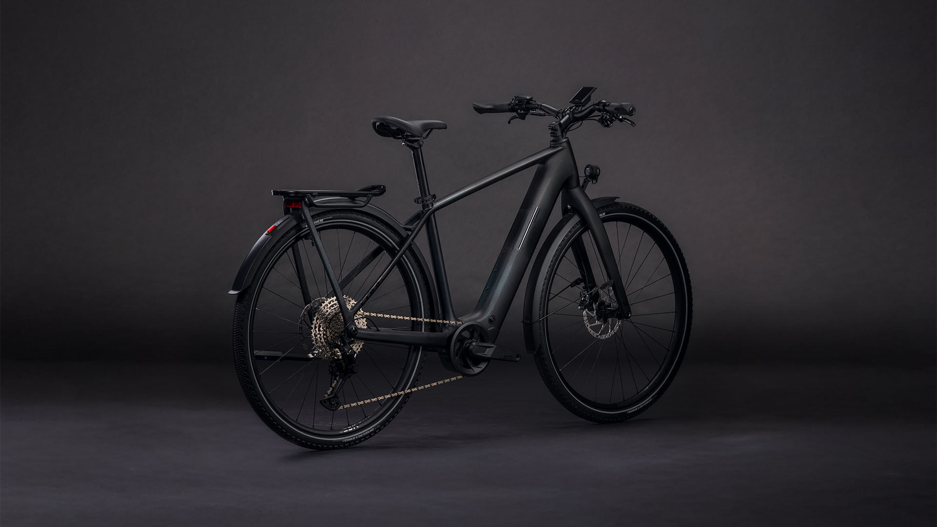 Cube Kathmandu Hybrid C:62 SLX 400X liquidblack´n´bluedust UN3556 Fahrzeug mit Antrieb durch Lithium-Ionen- Batterien. Transport nach SV 388 und 666 ADR.