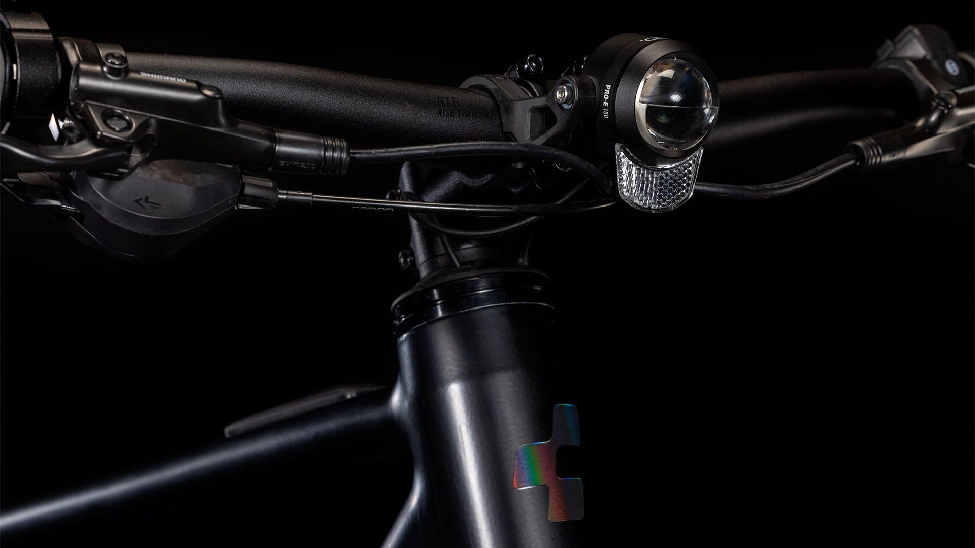 Cube Editor Hybrid Pro FE 400X black´n´spectral Batteriebetriebenes Fahrzeug (UN 3171) unterliegt nicht den Vorschriften des ADR