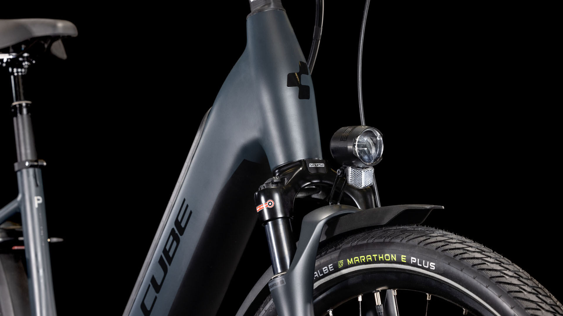 Cube Supreme Hybrid Deluxe Pro 625 night´n´black Batteriebetriebenes Fahrzeug (UN 3171) unterliegt nicht den Vorschriften des ADR