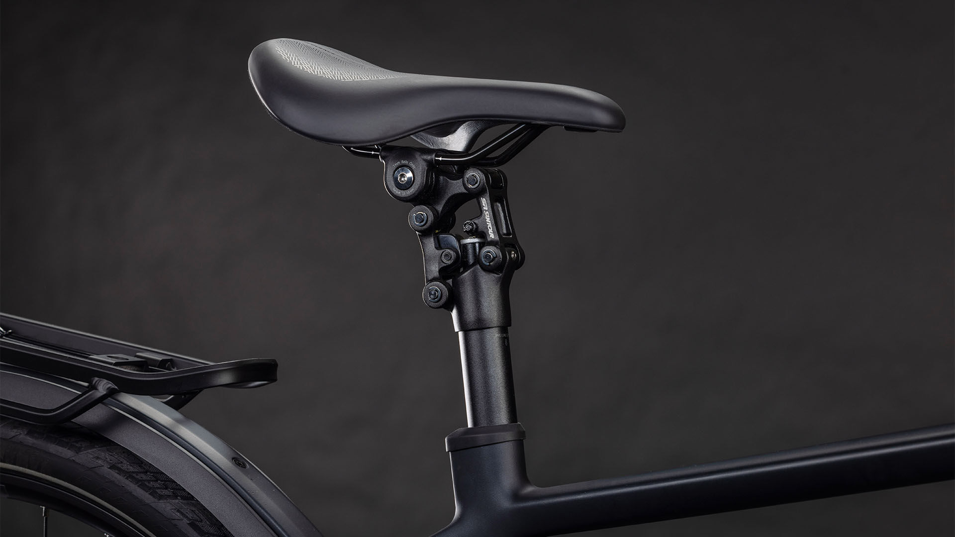Cube Kathmandu Hybrid Pro 800 coal´n´black UN3556 Fahrzeug mit Antrieb durch Lithium-Ionen- Batterien. Transport nach SV 388 und 666 ADR.