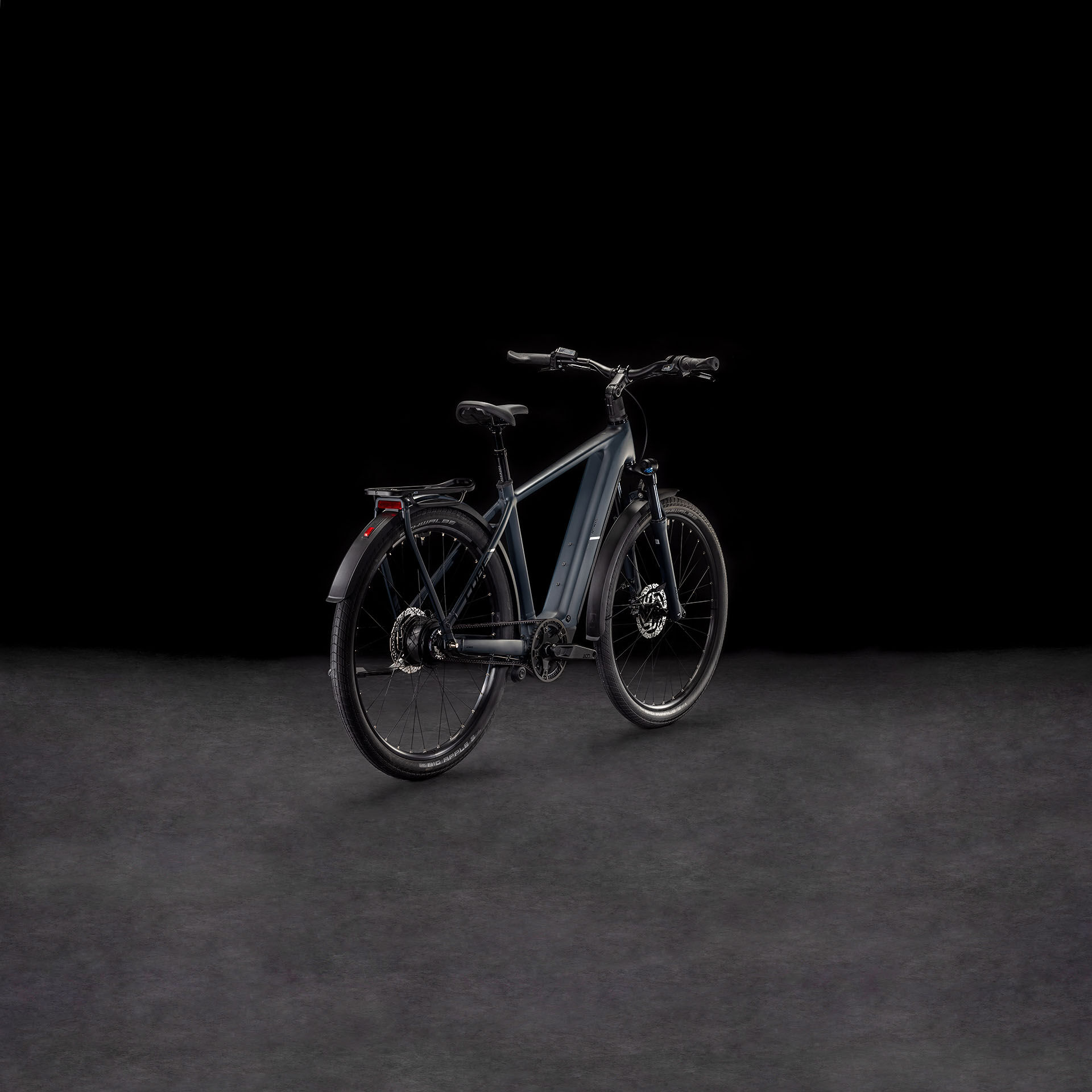 Cube Kathmandu Hybrid Comfort Pro 800 night´n´chrome Batteriebetriebenes Fahrzeug (UN 3171) unterliegt nicht den Vorschriften des ADR