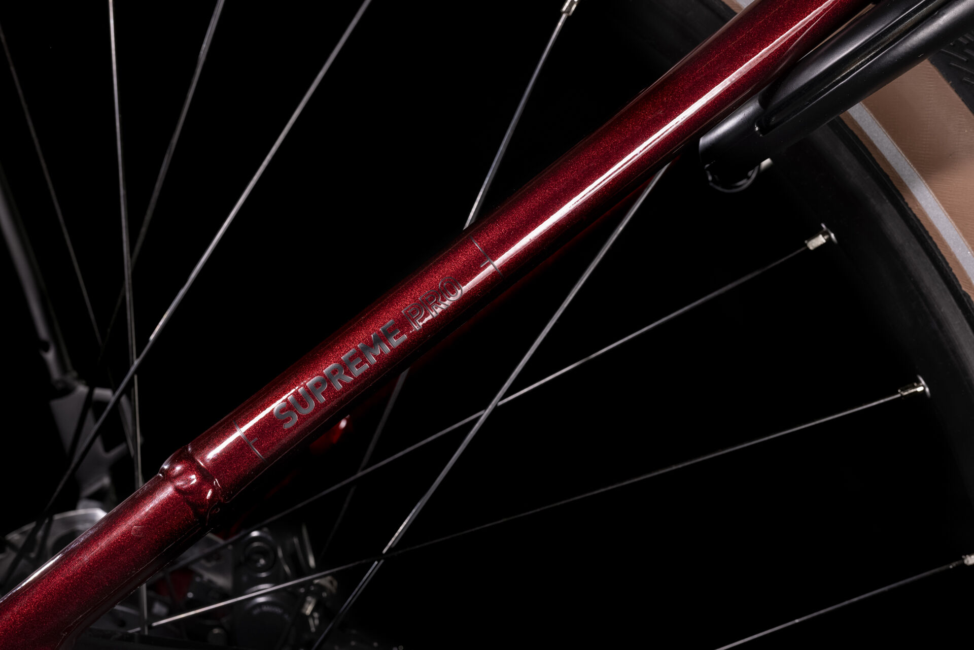 Cube Supreme RT Hybrid Pro 625 red´n´black