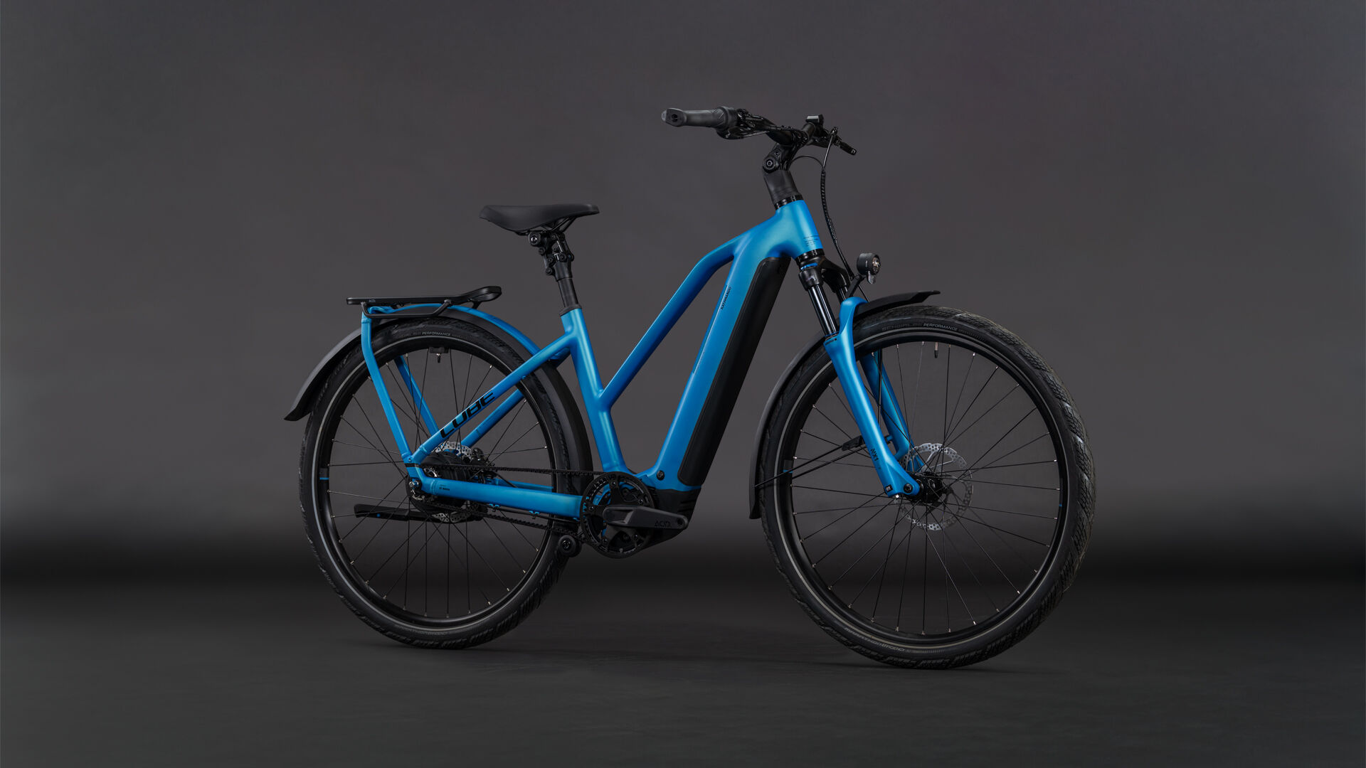 Cube Kathmandu Hybrid Comfort Pro 800 azure´n´black UN3556 Fahrzeug mit Antrieb durch Lithium-Ionen- Batterien. Transport nach SV 388 und 666 ADR.