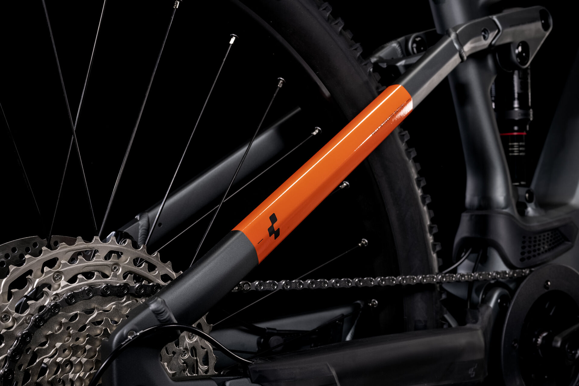 Cube Stereo Hybrid 120 Pro 625 flashgrey´n´orange