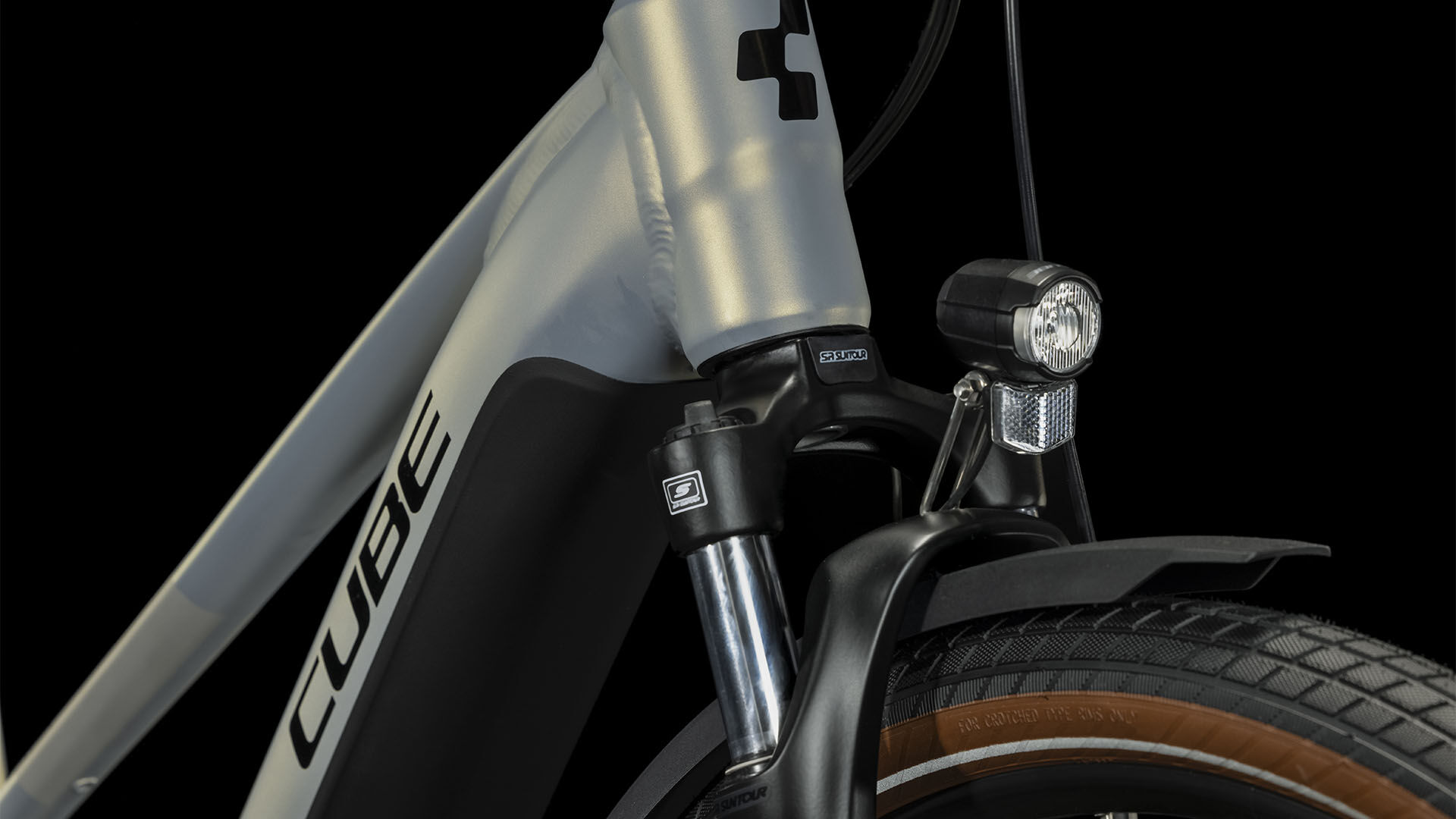 Cube Touring Hybrid Pro 625 pearlysilver´n´black