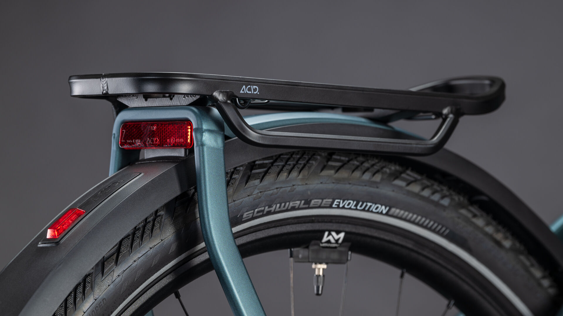 Cube Kathmandu Hybrid SLT 800 duskwood´n´goblin UN3556 Fahrzeug mit Antrieb durch Lithium-Ionen- Batterien. Transport nach SV 388 und 666 ADR.