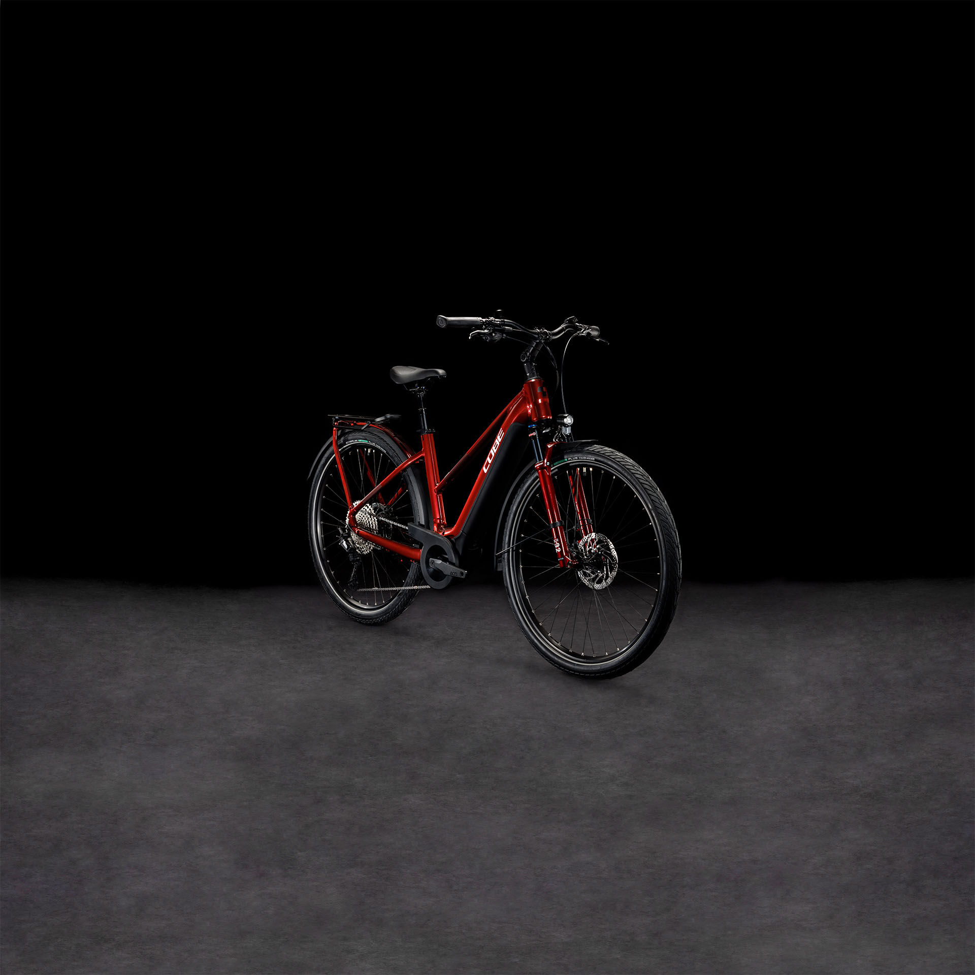 Cube Touring Hybrid EXC 625 red´n´white 