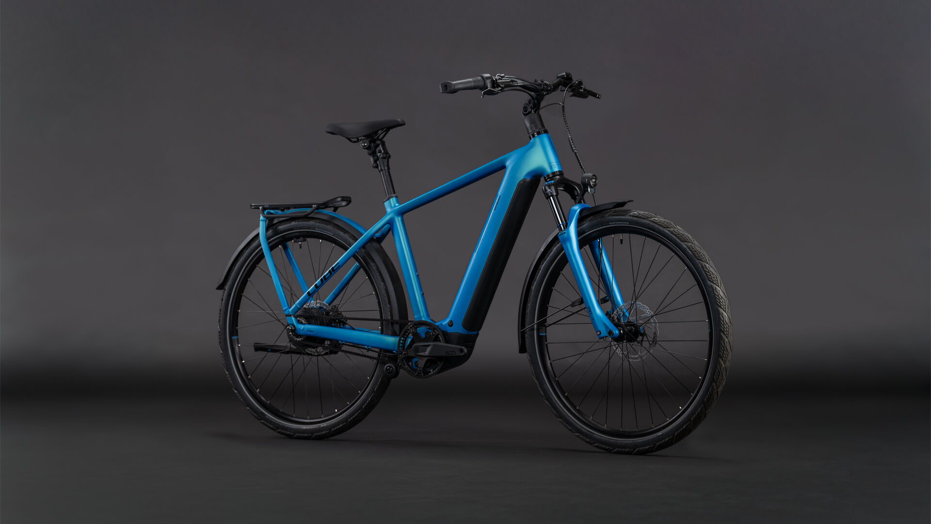 Cube Kathmandu Hybrid Comfort Pro 800 azure´n´black UN3556 Fahrzeug mit Antrieb durch Lithium-Ionen- Batterien. Transport nach SV 388 und 666 ADR.