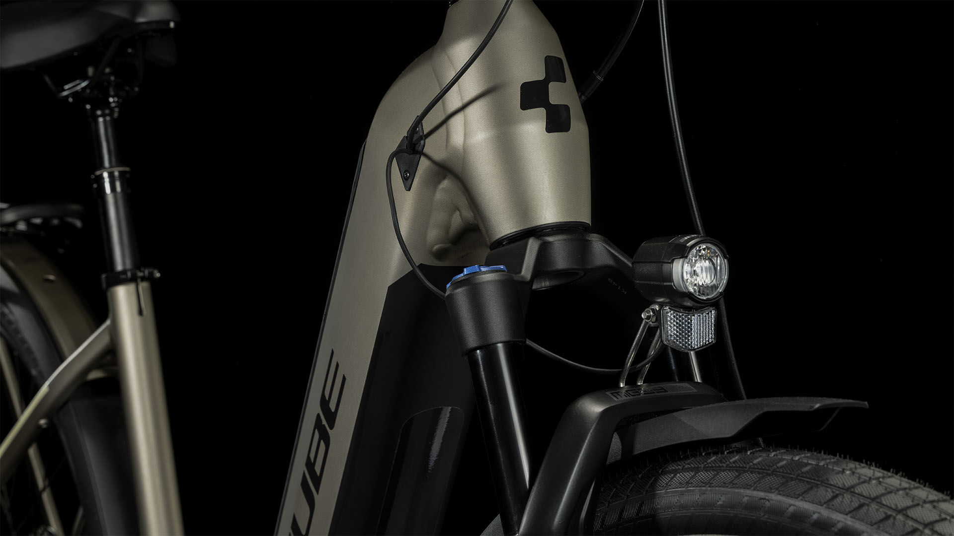 Cube Kathmandu Hybrid Pro 750 flashstone´n´black