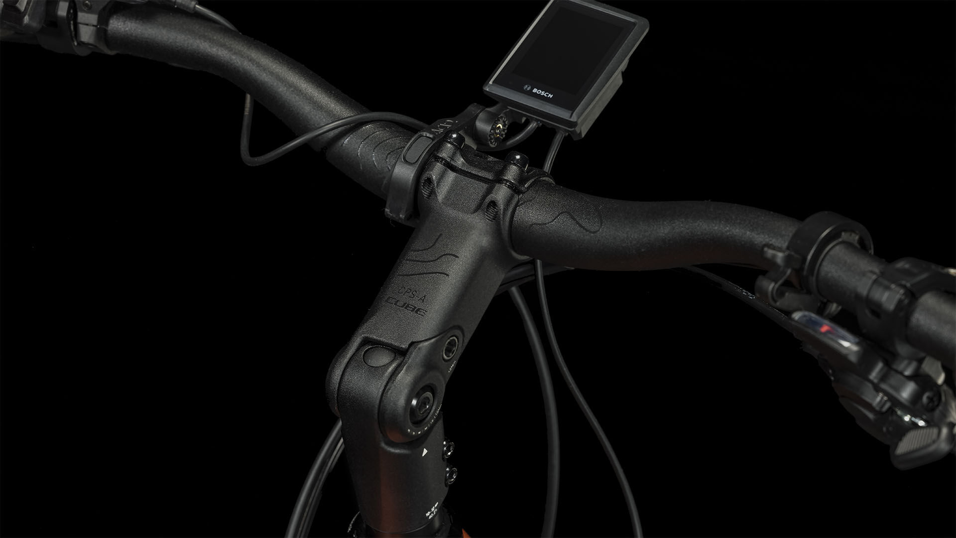 Cube Kathmandu Hybrid EXC 750 red´n´black