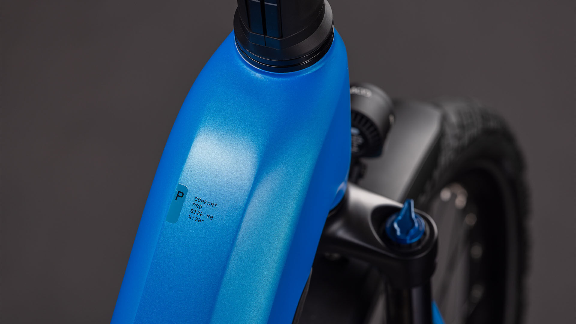 Cube Kathmandu Hybrid Comfort Pro 800 azure´n´black UN3556 Fahrzeug mit Antrieb durch Lithium-Ionen- Batterien. Transport nach SV 388 und 666 ADR.