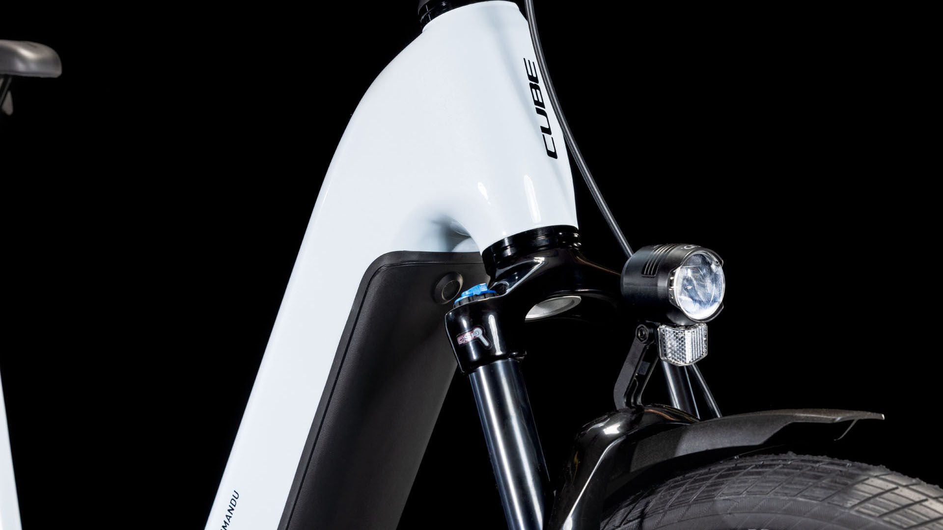 Cube Kathmandu Hybrid ONE 800 polarwhite´n´black Batteriebetriebenes Fahrzeug (UN 3171) unterliegt nicht den Vorschriften des ADR