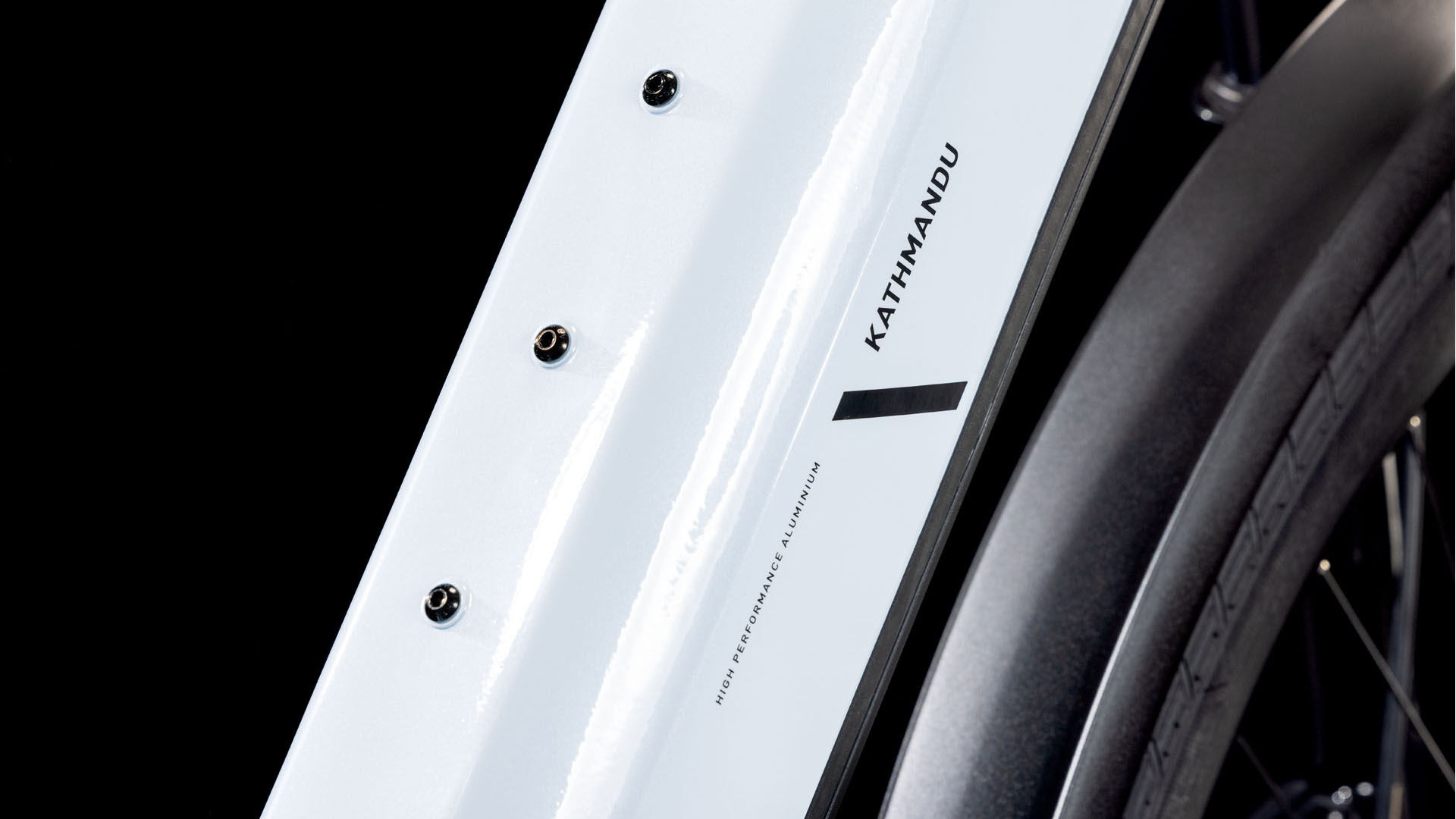 Cube Kathmandu Hybrid ONE 600 polarwhite´n´black Batteriebetriebenes Fahrzeug (UN 3171) unterliegt nicht den Vorschriften des ADR