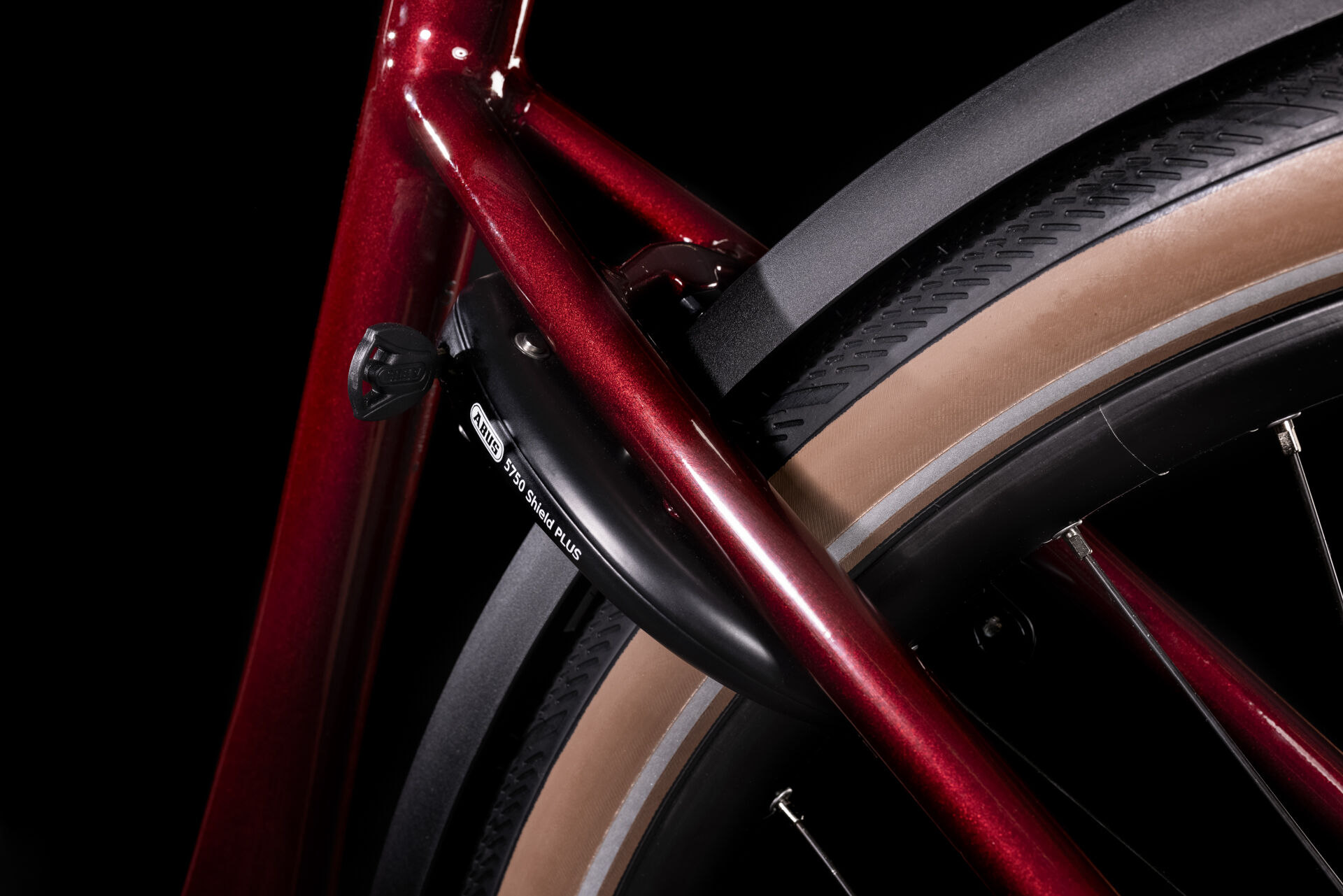 Cube Supreme RT Hybrid Pro 625 red´n´black