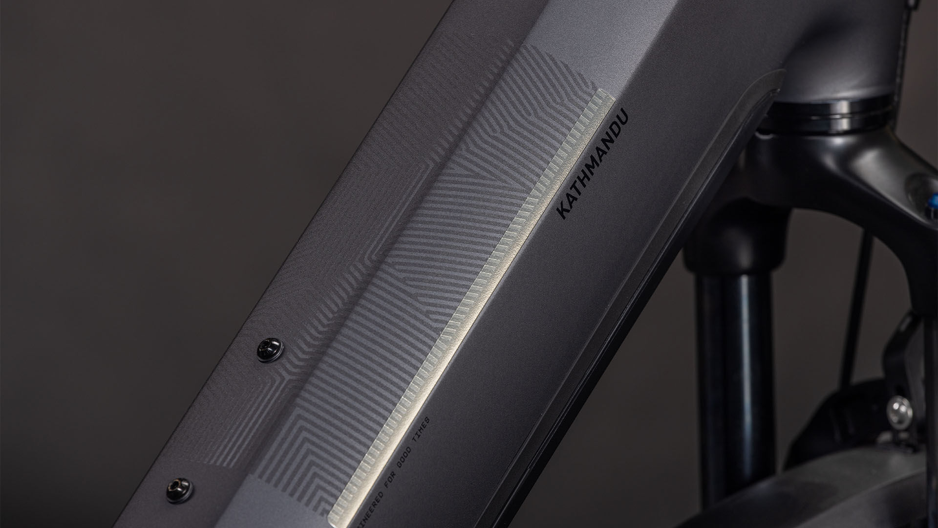 Cube Kathmandu Hybrid Comfort Pro 800 slabgrey´n´black UN3556 Fahrzeug mit Antrieb durch Lithium-Ionen- Batterien. Transport nach SV 388 und 666 ADR.