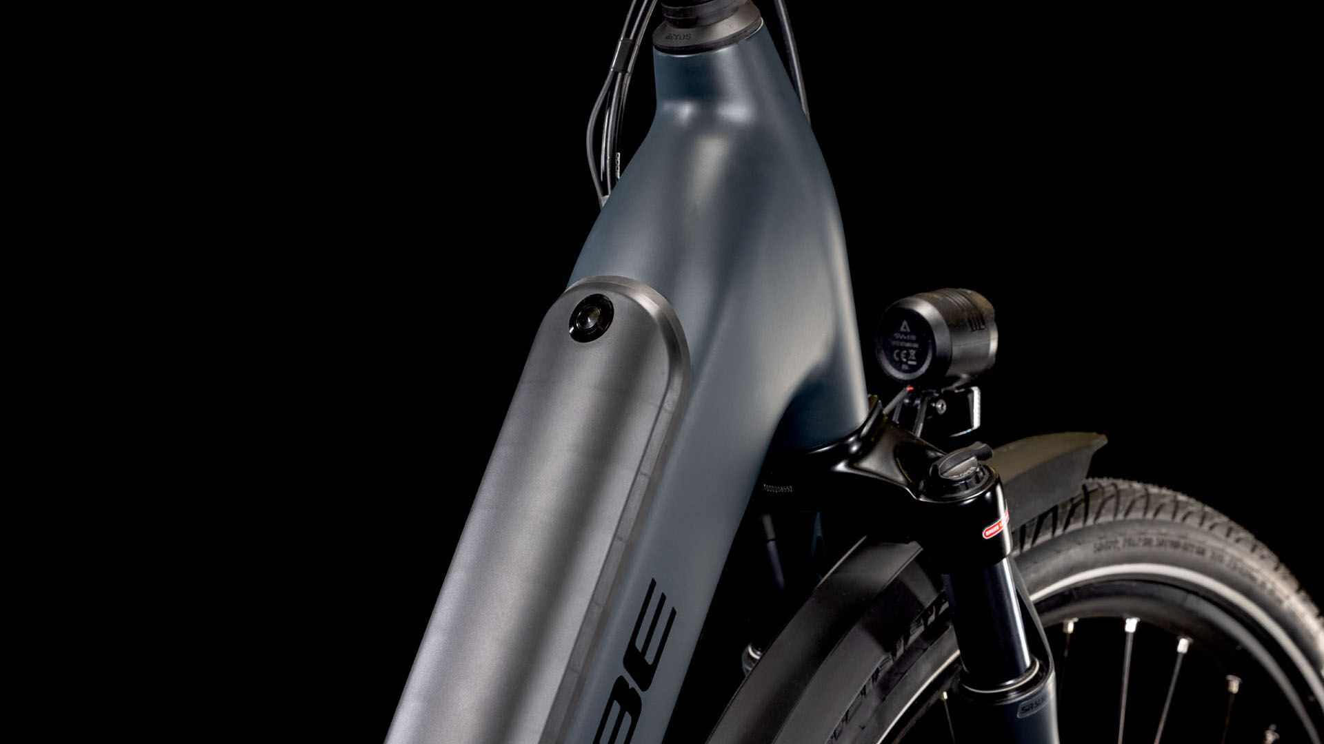 Cube Supreme Hybrid Deluxe Pro 625 night´n´black Batteriebetriebenes Fahrzeug (UN 3171) unterliegt nicht den Vorschriften des ADR