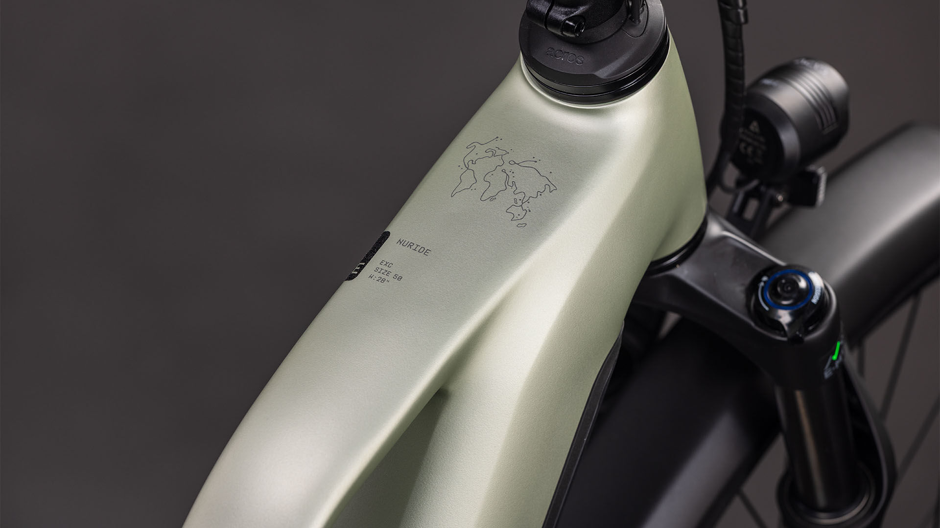 Cube Nuride Hybrid EXC 800 lemongrass´n´reflex UN3556 Fahrzeug mit Antrieb durch Lithium-Ionen- Batterien. Transport nach SV 388 und 666 ADR.