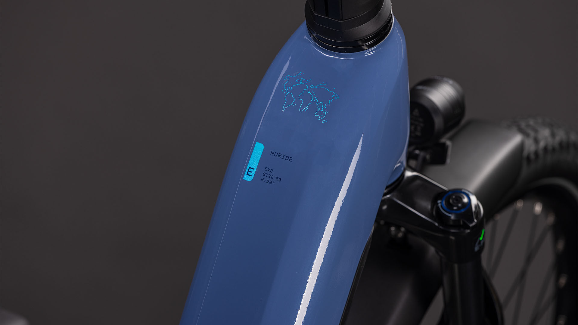 Cube Nuride Hybrid EXC 800 jeansblue´n´blue UN3556 Fahrzeug mit Antrieb durch Lithium-Ionen- Batterien. Transport nach SV 388 und 666 ADR.