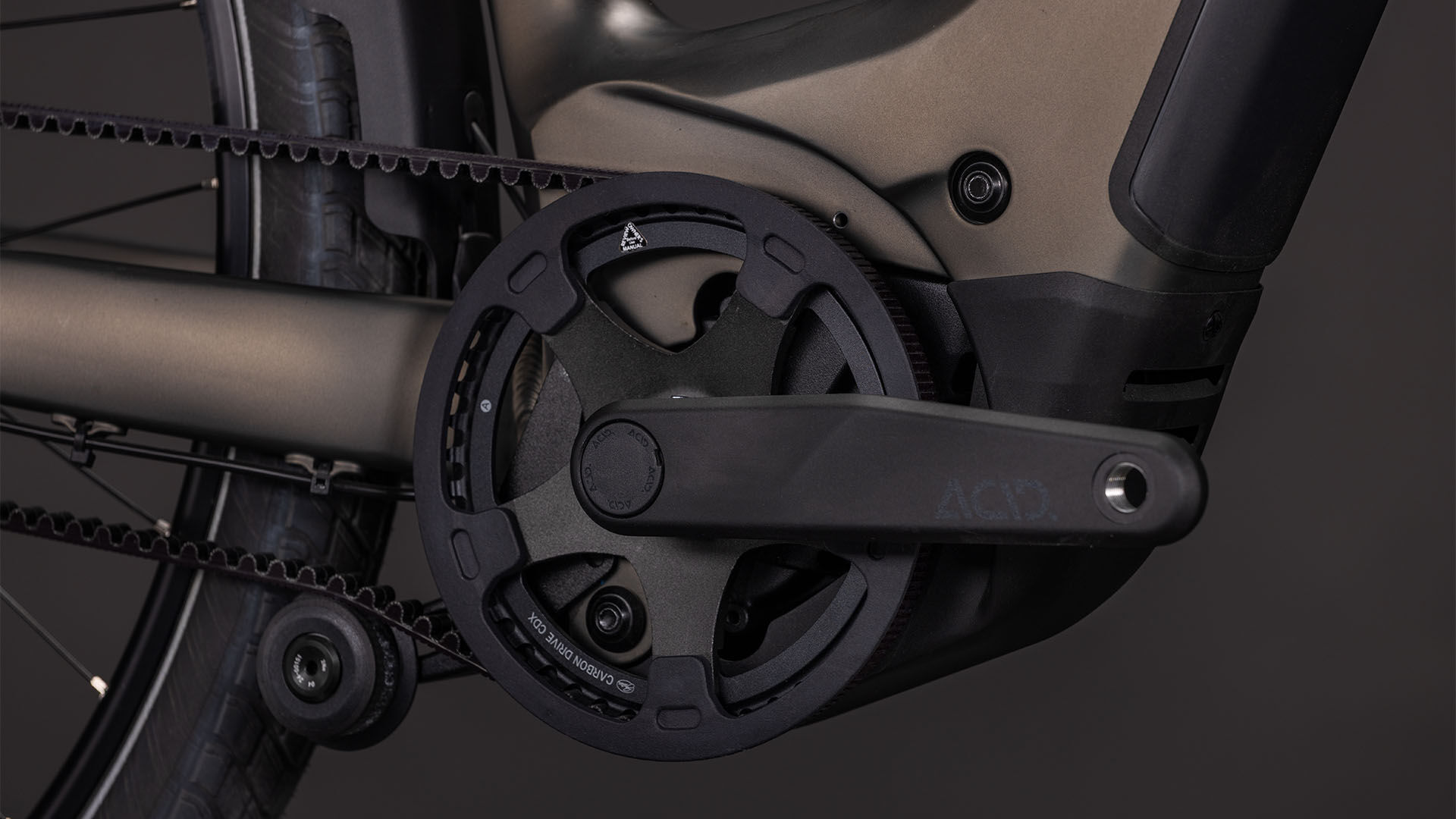 Cube Touring Hybrid Comfort SLX 800 charcoal´n´chrome UN3556 Fahrzeug mit Antrieb durch Lithium-Ionen- Batterien. Transport nach SV 388 und 666 ADR.