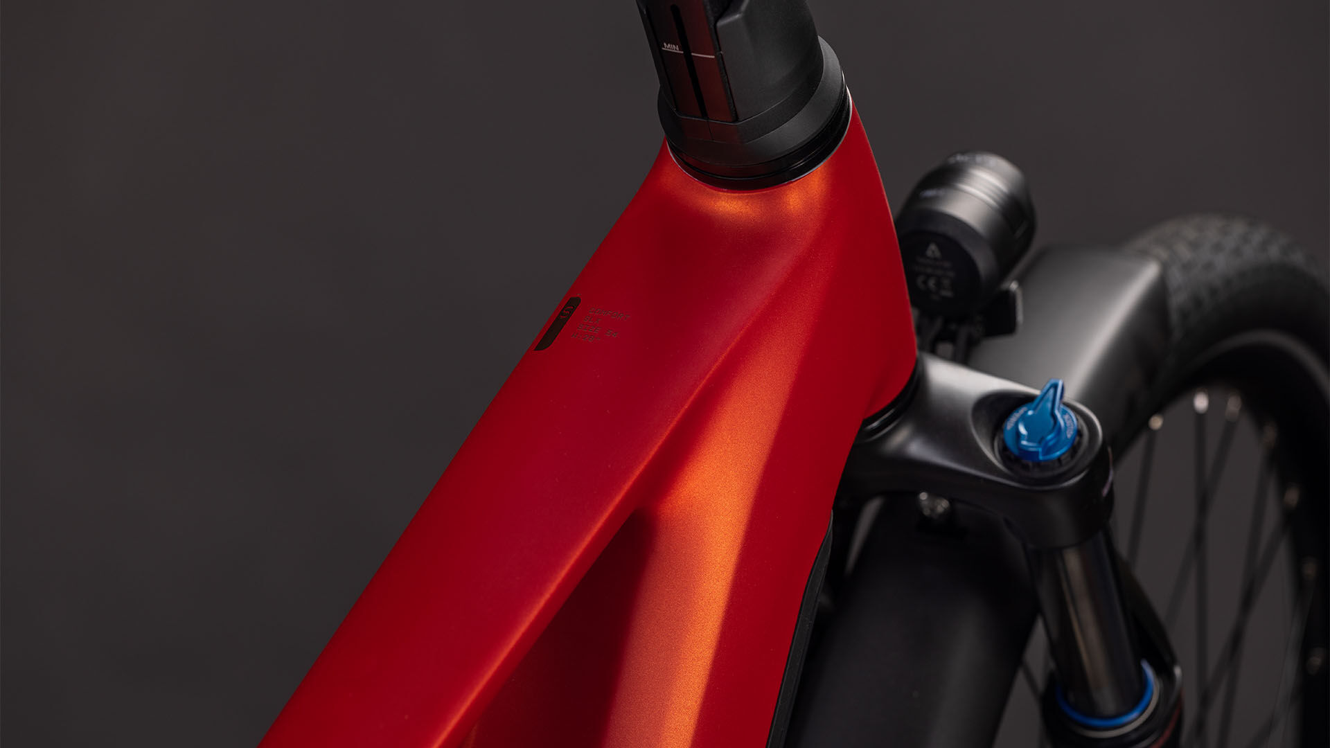 Cube Touring Hybrid Comfort SLX 800 chilli´n´chrome UN3556 Fahrzeug mit Antrieb durch Lithium-Ionen- Batterien. Transport nach SV 388 und 666 ADR.