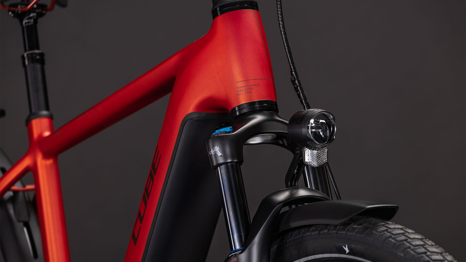 Cube Touring Hybrid Comfort SLX 800 chilli´n´chrome UN3556 Fahrzeug mit Antrieb durch Lithium-Ionen- Batterien. Transport nach SV 388 und 666 ADR.