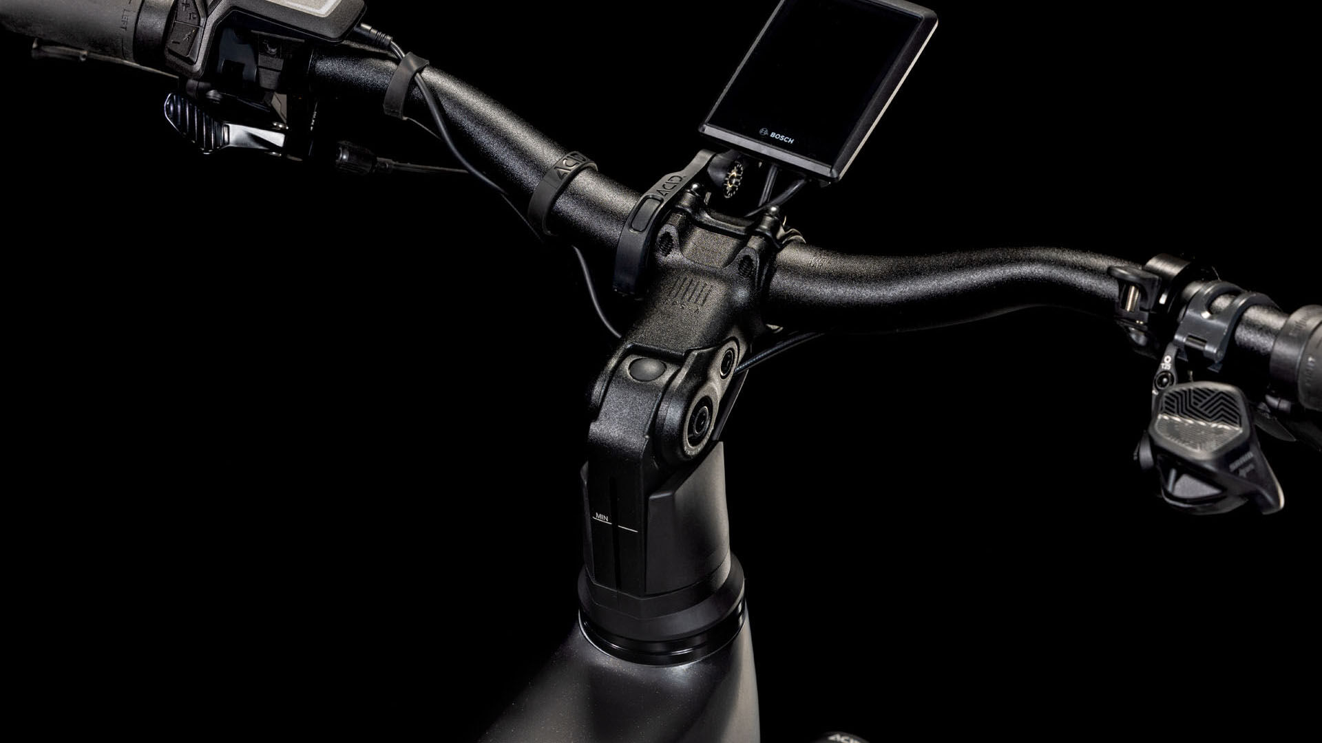 Cube Kathmandu Hybrid SLT 800 golddust´n´black Batteriebetriebenes Fahrzeug (UN 3171) unterliegt nicht den Vorschriften des ADR