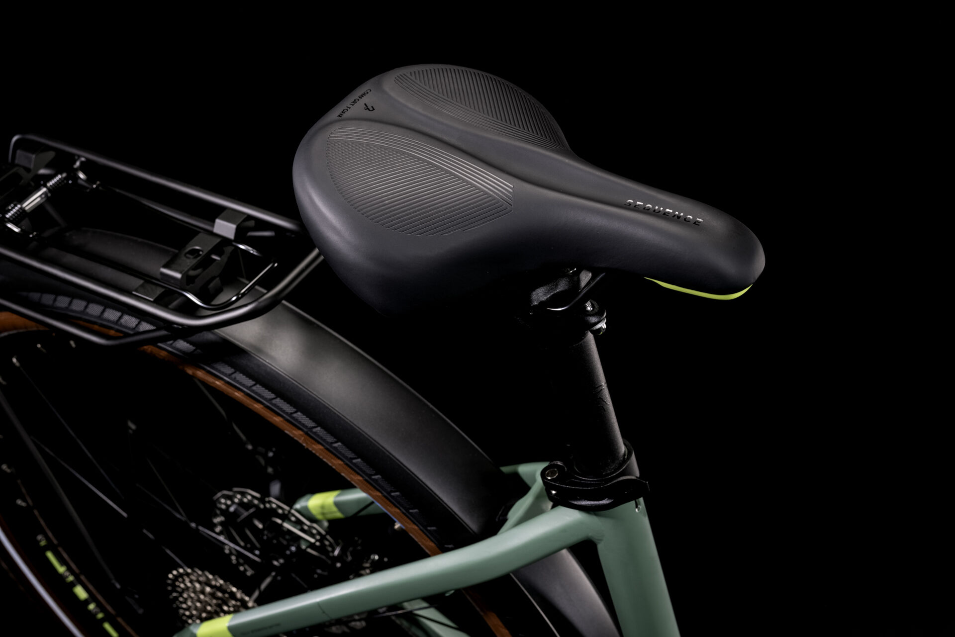 Cube Touring Hybrid ONE 625 green´n´sharpgreen