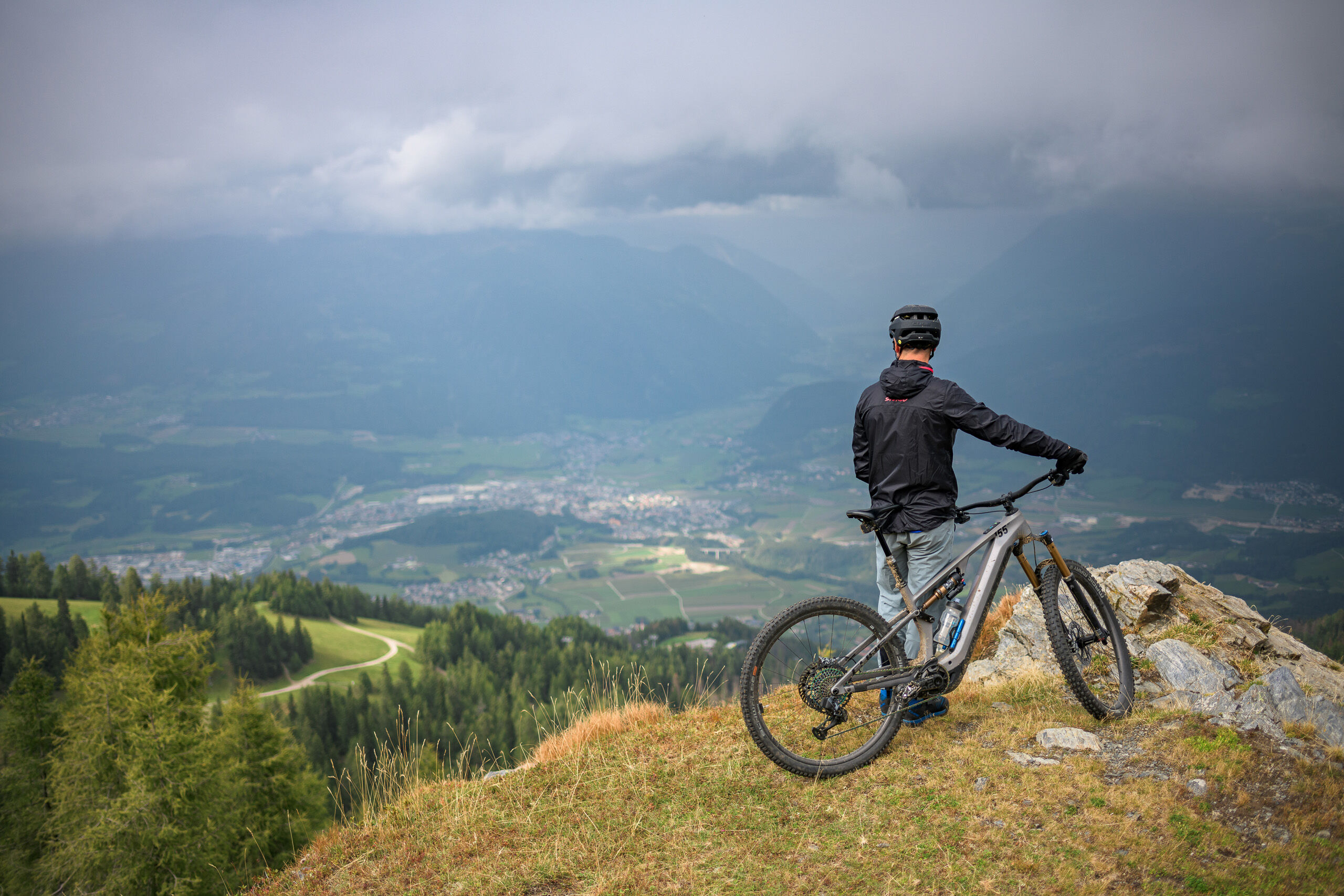 Cube Stereo E-Mountainbike im Gelände – Fahrrad Markus Damme