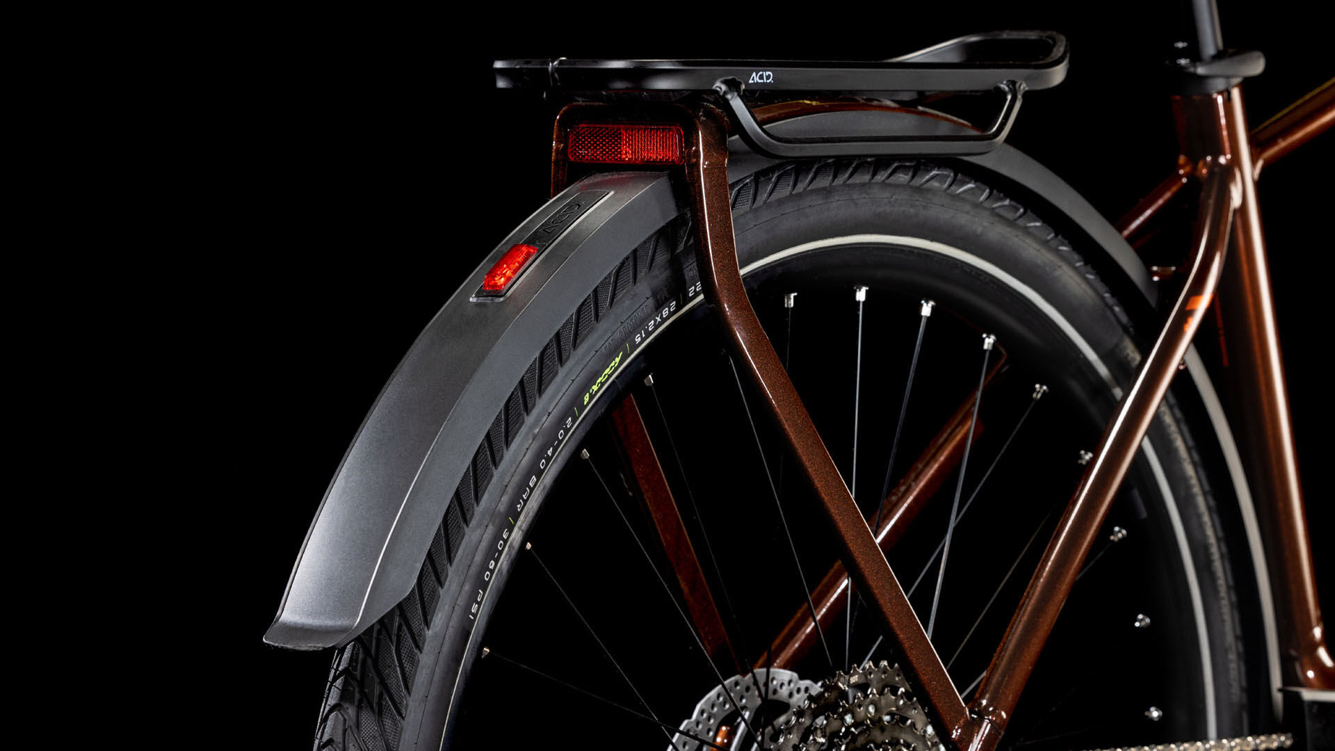 Cube Touring Hybrid Pro 625 cinnamon´n´orange Batteriebetriebenes Fahrzeug (UN 3171) unterliegt nicht den Vorschriften des ADR