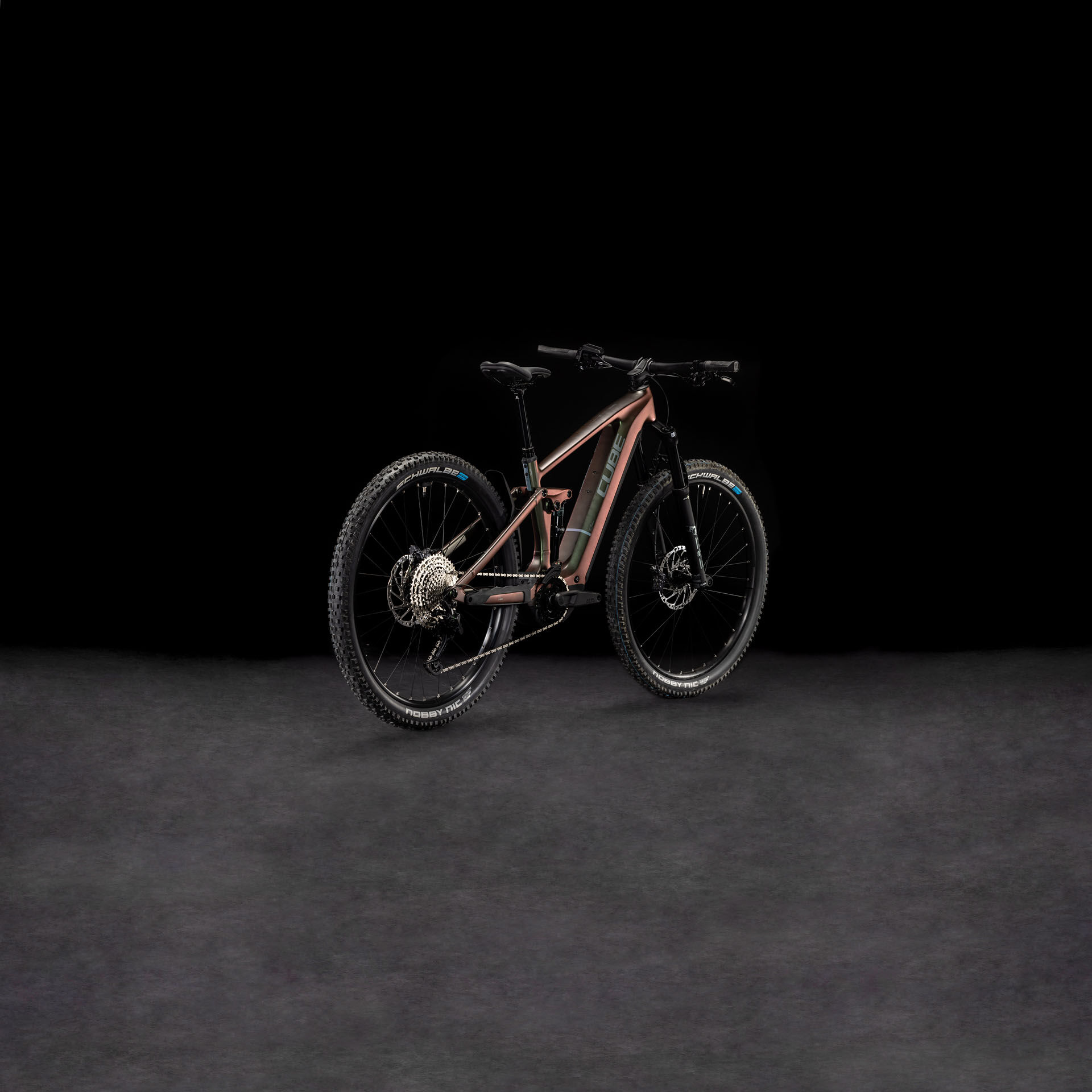 Cube Stereo Hybrid ONE44 EXC 800 stellar´n´shiftiris Batteriebetriebenes Fahrzeug (UN 3171) unterliegt nicht den Vorschriften des ADR