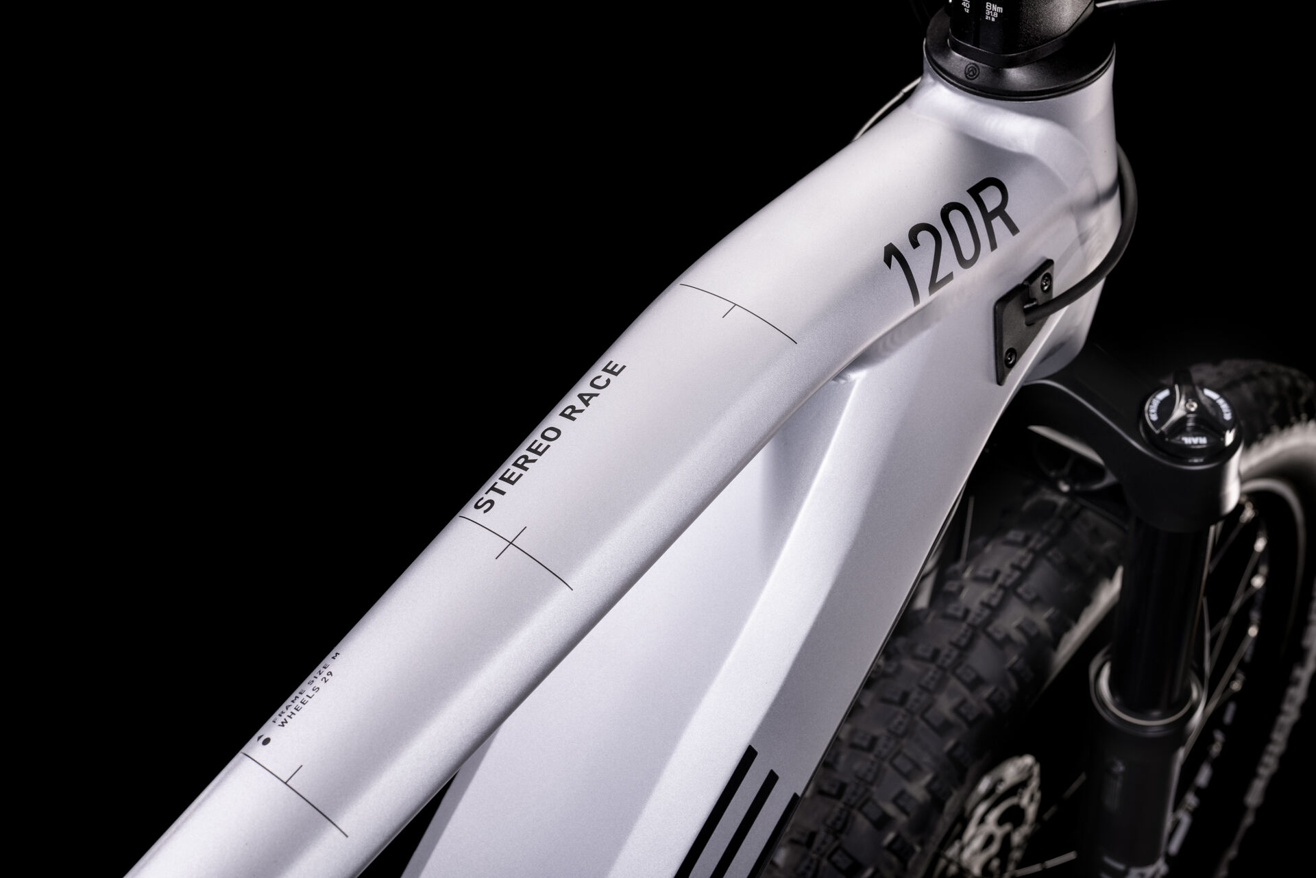 Cube Stereo Hybrid 120 Race 625 polarsilver´n´black