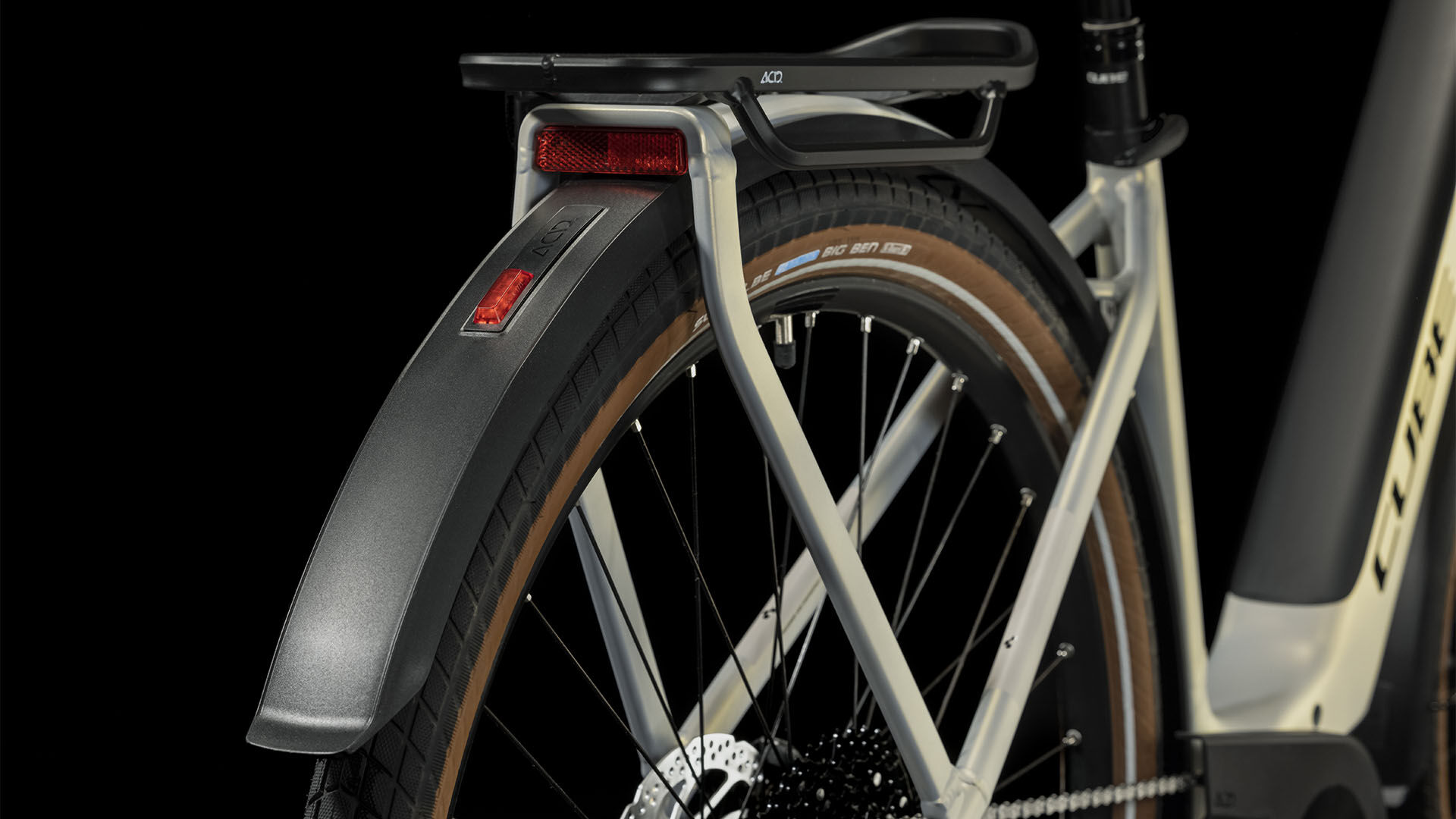 Cube Touring Hybrid Pro 625 pearlysilver´n´black 