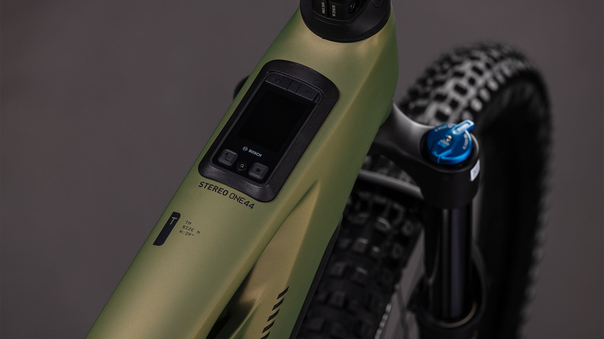 Cube Stereo Hybrid ONE44 HPC TM 800 reedgreen´n´matrix UN3556 Fahrzeug mit Antrieb durch Lithium-Ionen- Batterien. Transport nach SV 388 und 666 ADR.