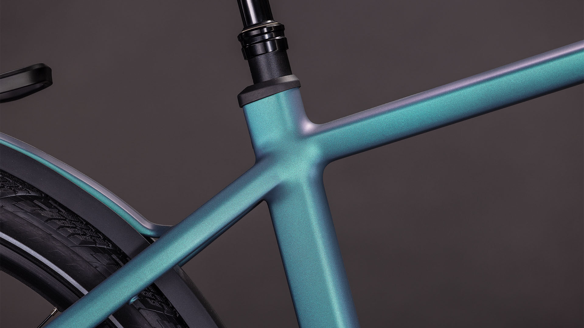 Cube Kathmandu Hybrid EXC 800 smaragdgrey´n´prism UN3556 Fahrzeug mit Antrieb durch Lithium-Ionen- Batterien. Transport nach SV 388 und 666 ADR.