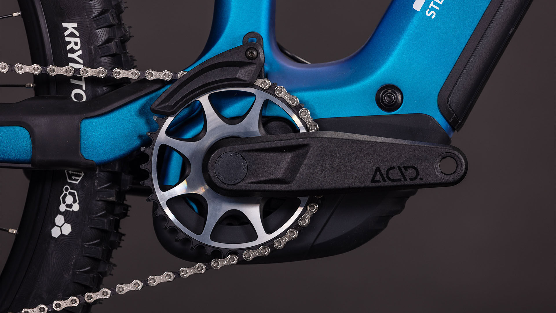 Cube Stereo Hybrid ONE44 HPC SLX 800 nebula´n´white UN3556 Fahrzeug mit Antrieb durch Lithium-Ionen- Batterien. Transport nach SV 388 und 666 ADR.