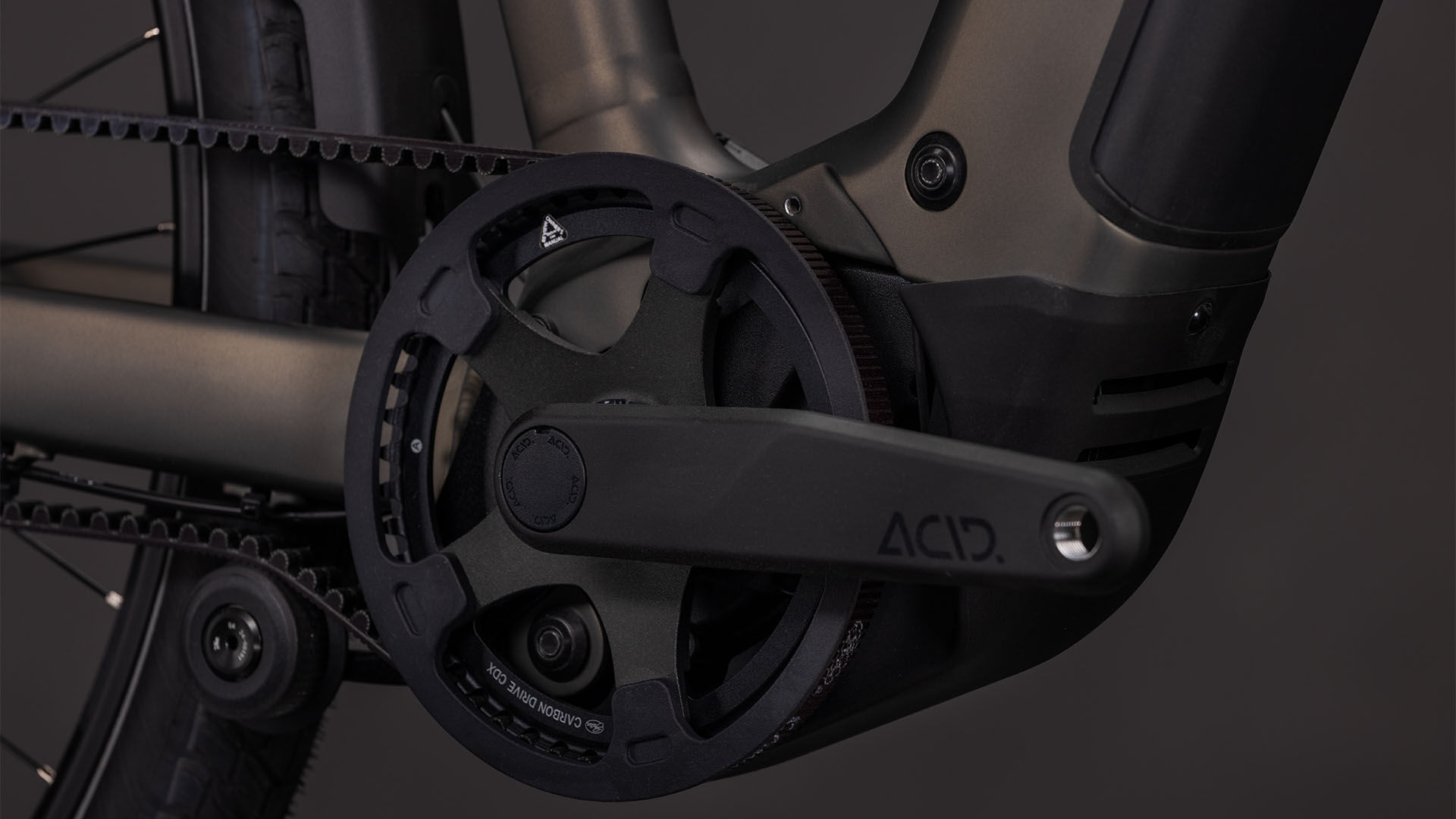 Cube Touring Hybrid Comfort SLX 800 charcoal´n´chrome UN3556 Fahrzeug mit Antrieb durch Lithium-Ionen- Batterien. Transport nach SV 388 und 666 ADR.