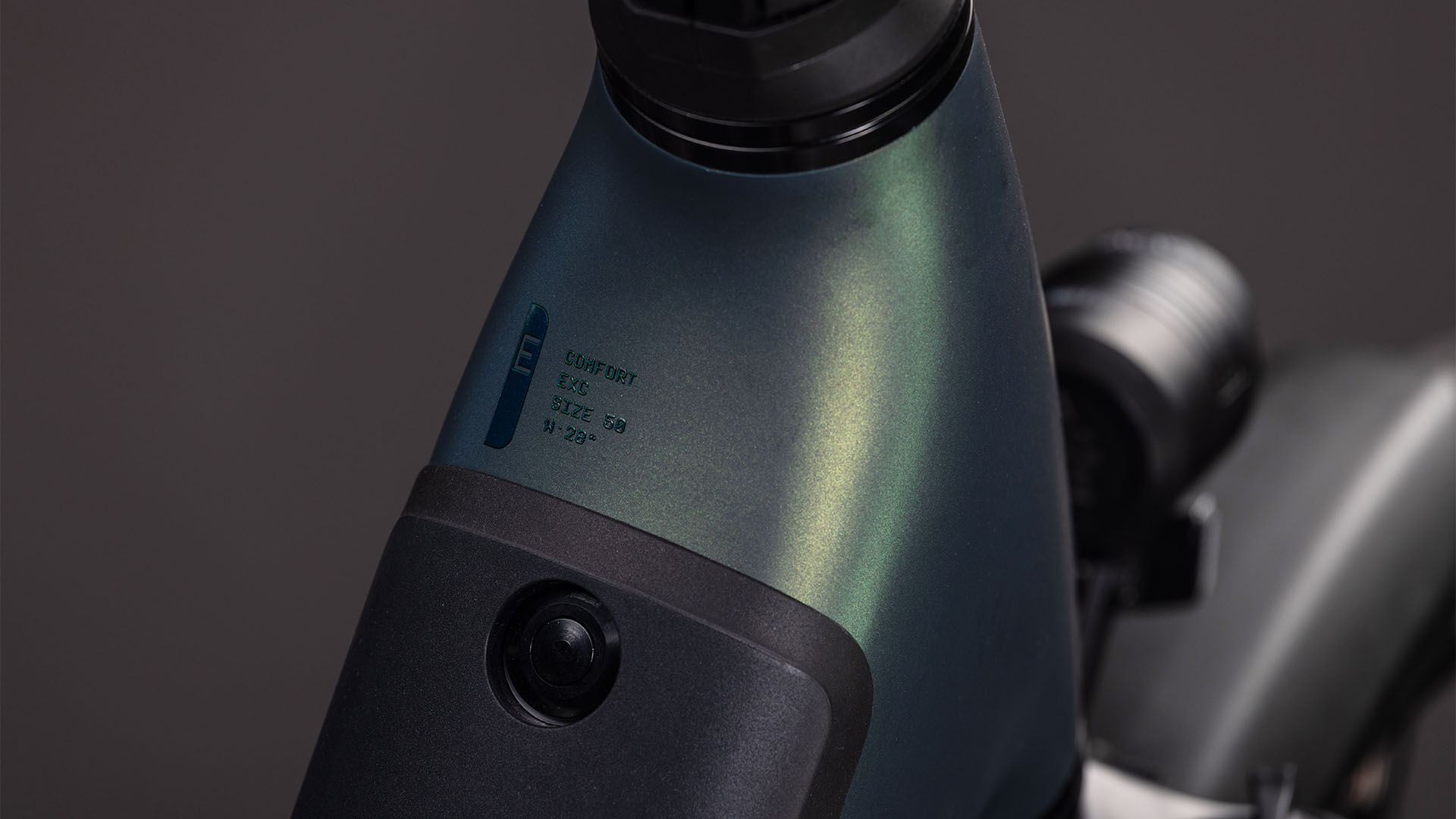 Cube Supreme RT Hybrid Comfort EXC 600 sagebrushgreen´n´prism UN3556 Fahrzeug mit Antrieb durch Lithium-Ionen- Batterien. Transport nach SV 388 und 666 ADR.