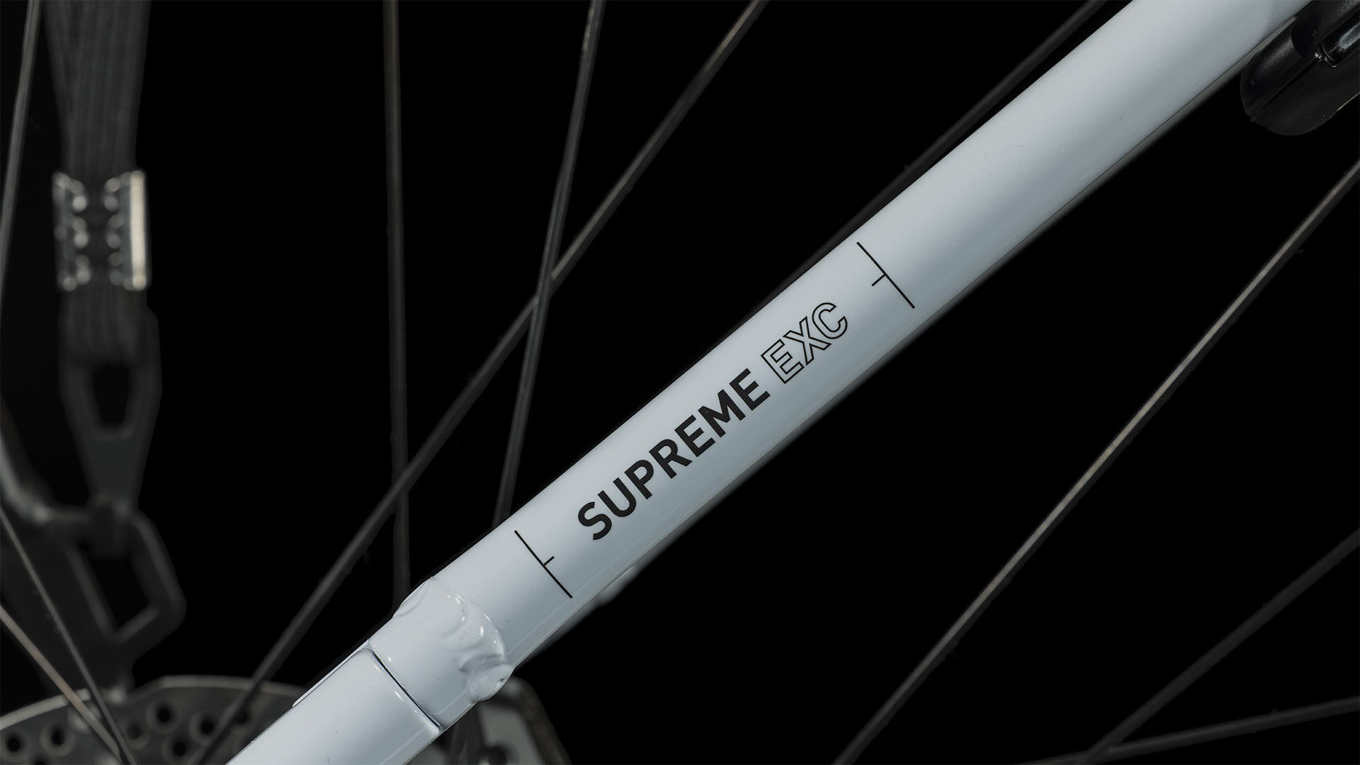 Cube Supreme Hybrid EXC 500 flashwhite´n´black 