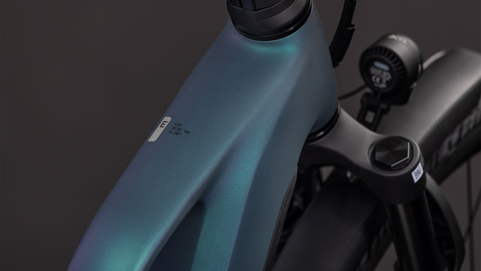 Cube Kathmandu Hybrid EXC 800 smaragdgrey´n´prism UN3556 Fahrzeug mit Antrieb durch Lithium-Ionen- Batterien. Transport nach SV 388 und 666 ADR.