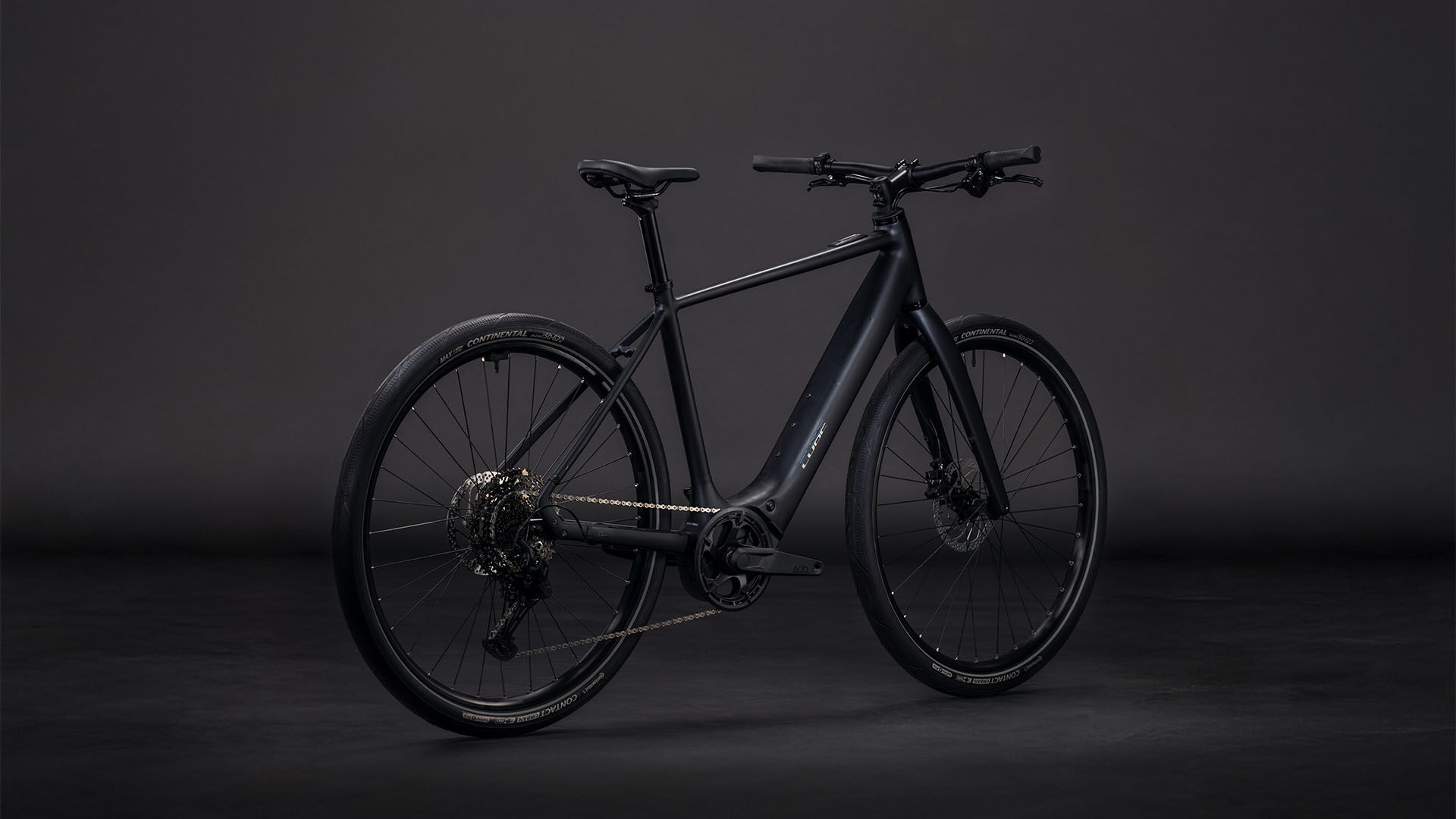 Cube Editor Hybrid Pro 400X coal´n´prism UN3556 Fahrzeug mit Antrieb durch Lithium-Ionen- Batterien. Transport nach SV 388 und 666 ADR.