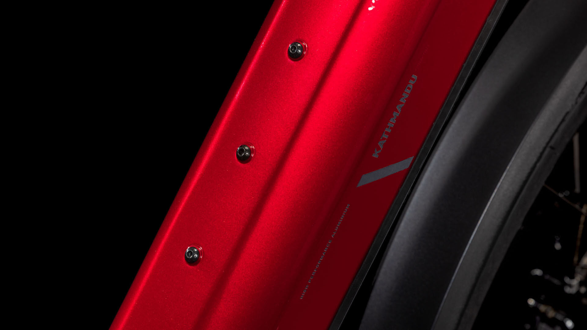 Cube Kathmandu Hybrid Comfort Pro 800 electricred´n´red Batteriebetriebenes Fahrzeug (UN 3171) unterliegt nicht den Vorschriften des ADR