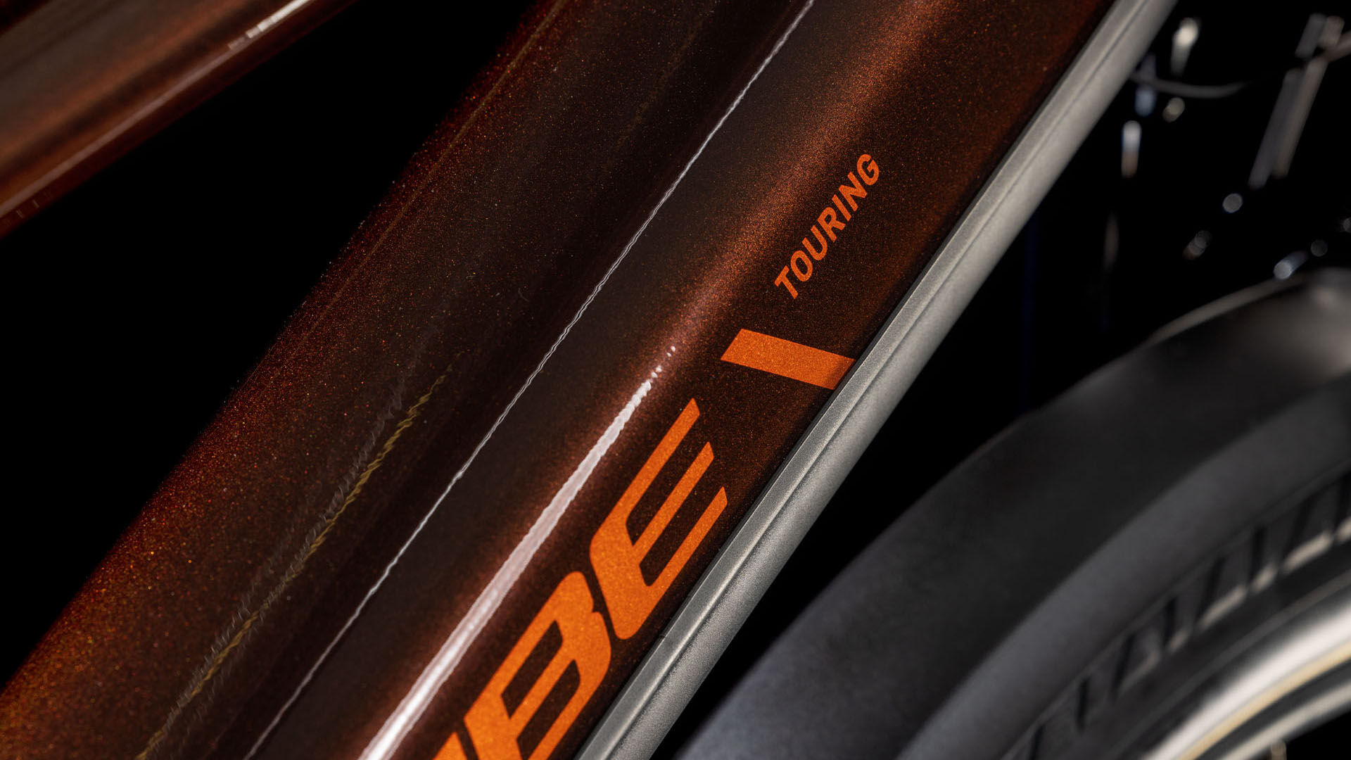 Cube Touring Hybrid Pro 625 cinnamon´n´orange Batteriebetriebenes Fahrzeug (UN 3171) unterliegt nicht den Vorschriften des ADR