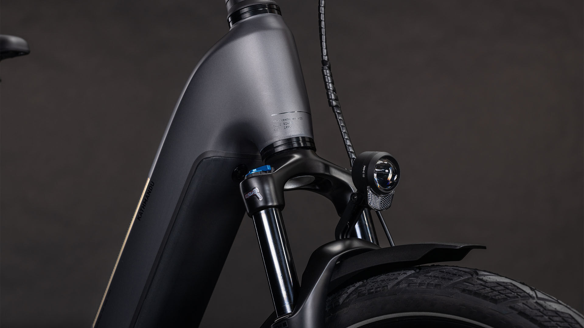 Cube Kathmandu Hybrid Comfort Pro 800 slabgrey´n´black UN3556 Fahrzeug mit Antrieb durch Lithium-Ionen- Batterien. Transport nach SV 388 und 666 ADR.