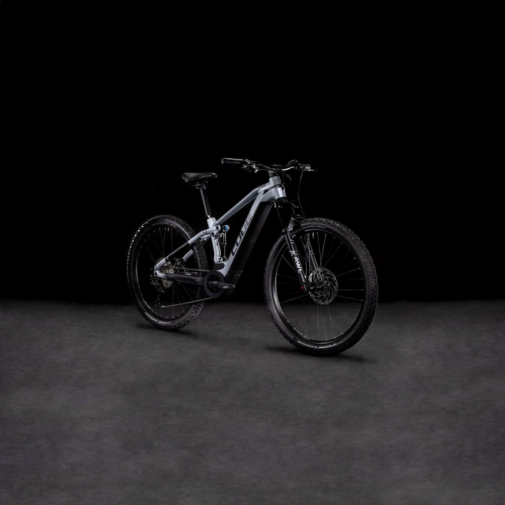 Cube Stereo Hybrid 120 Race 625 polarsilver´n´black